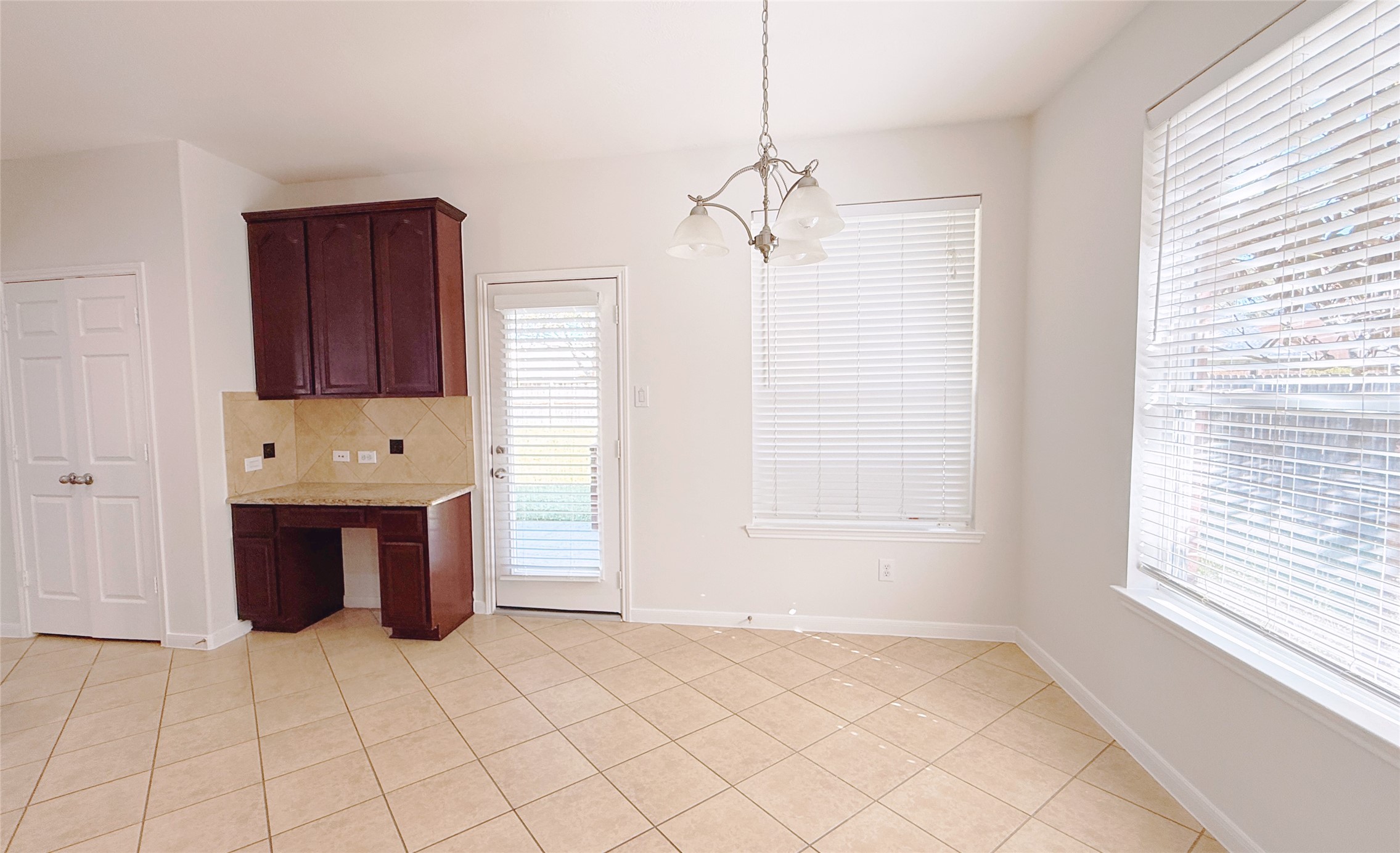 8610 Rising Oak Lane Property Photo 27