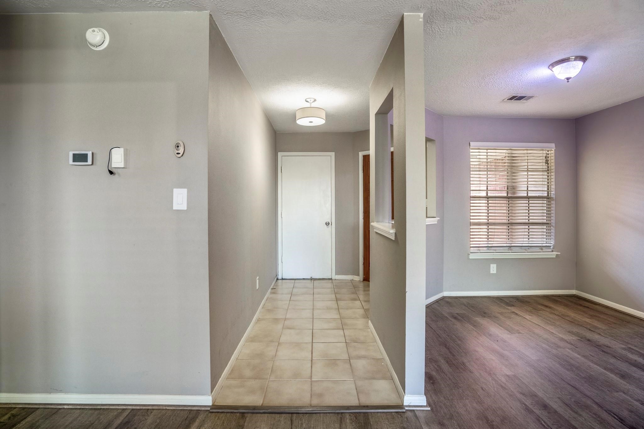 5211 Roserock Lane Property Photo 4