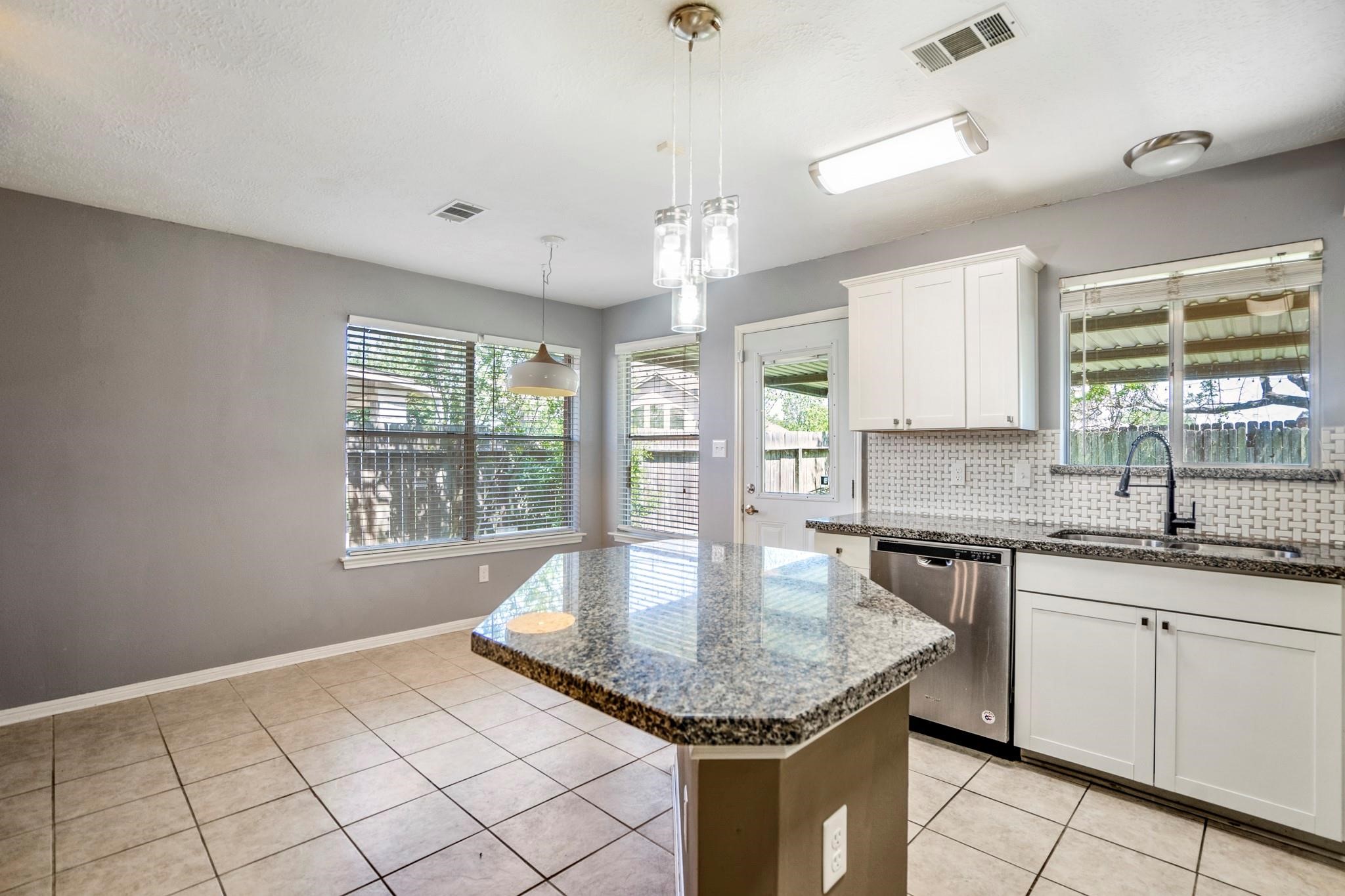 5211 Roserock Lane Property Photo 14