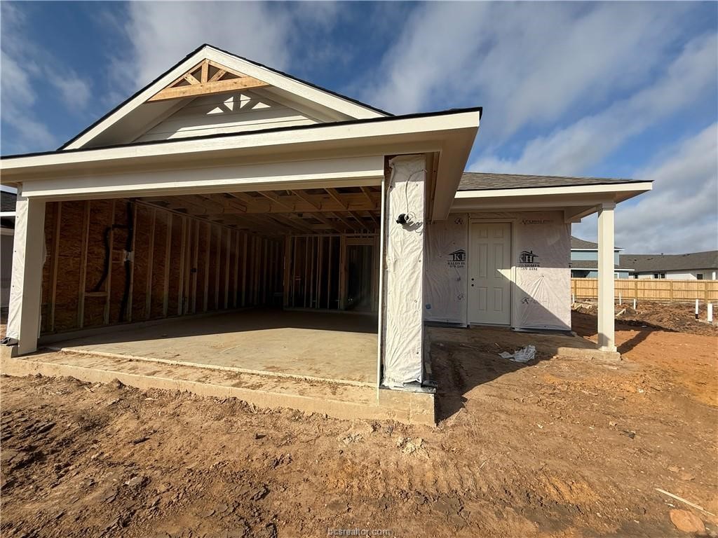 911 Fork Court Property Photo