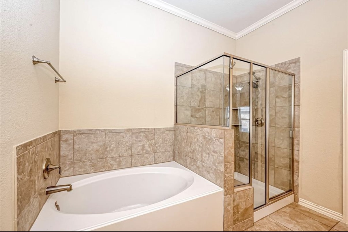 20706 Redbud Rain Drive Property Photo 10