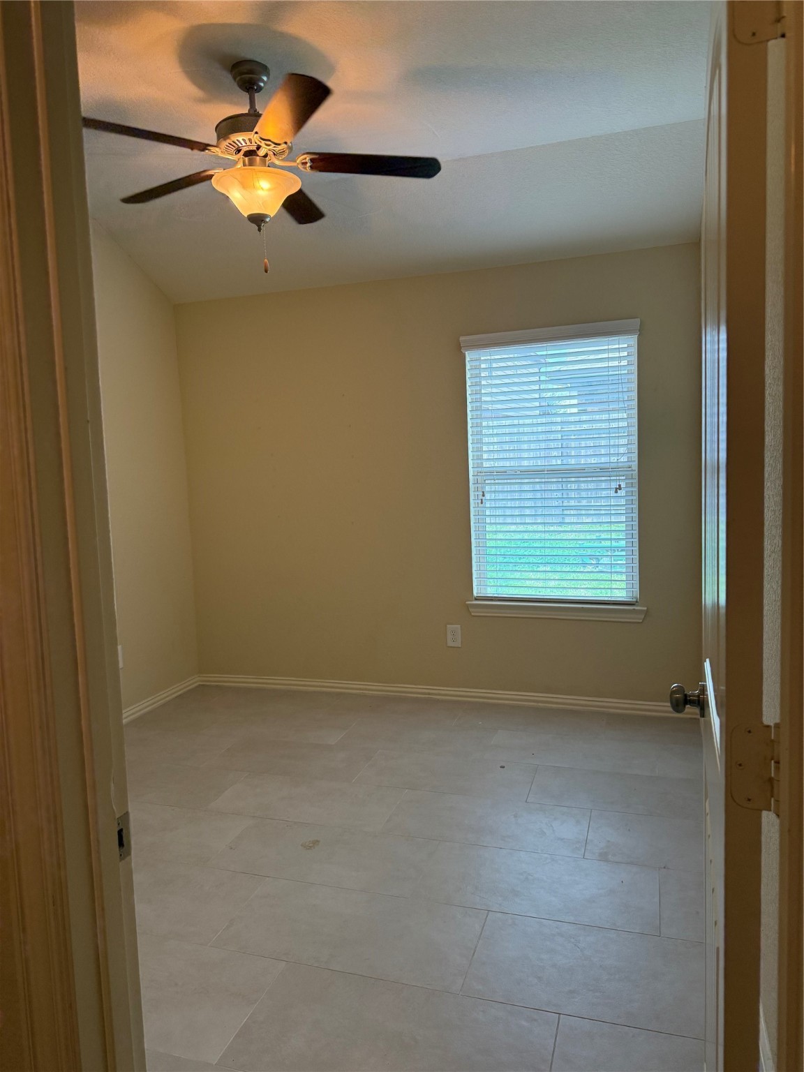 20706 Redbud Rain Drive Property Photo 15