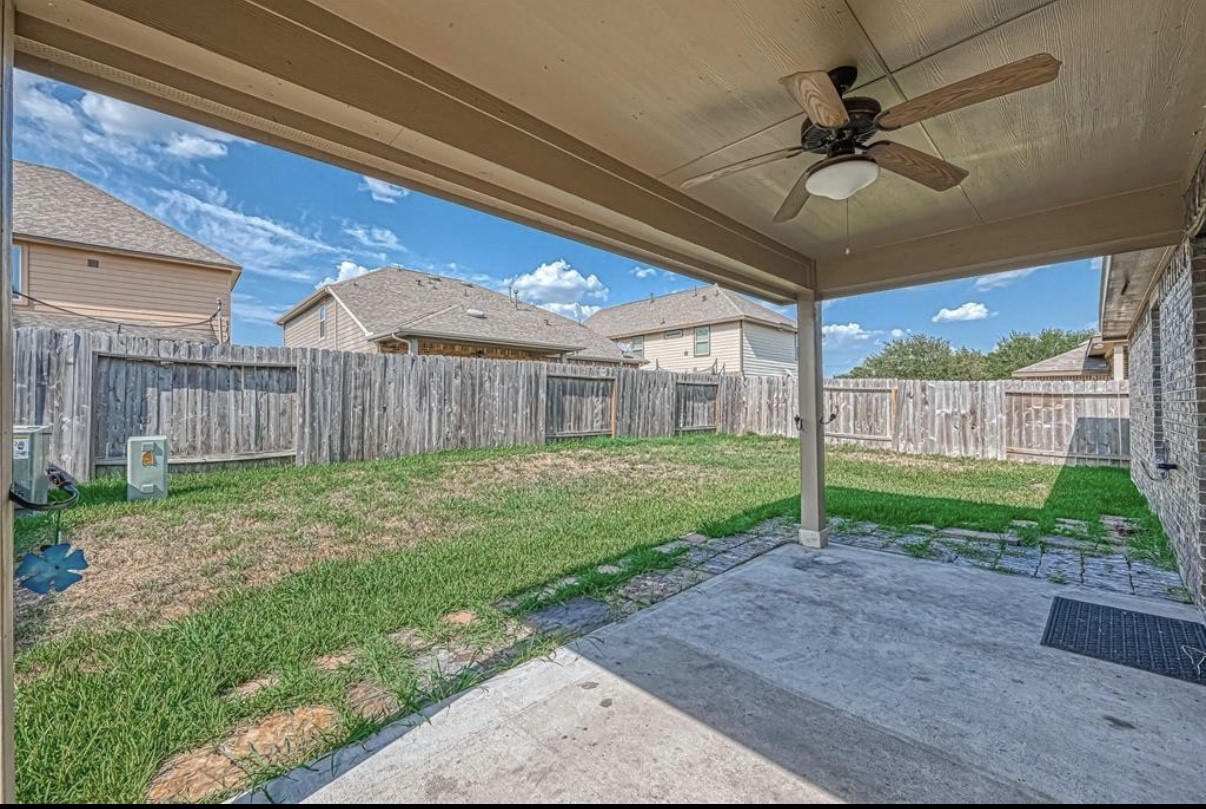 20706 Redbud Rain Drive Property Photo 17