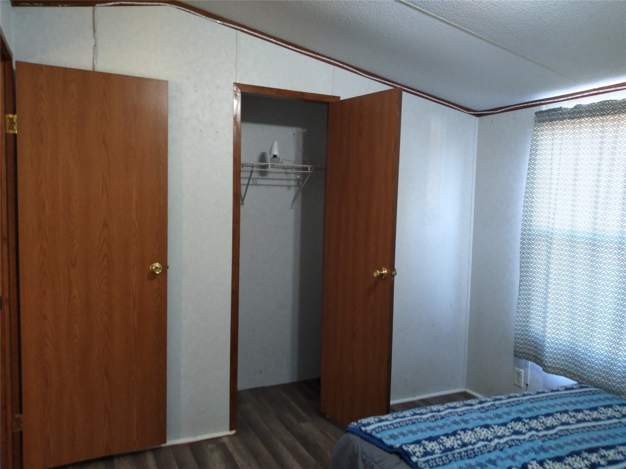 1030 Knox Street Property Photo 17