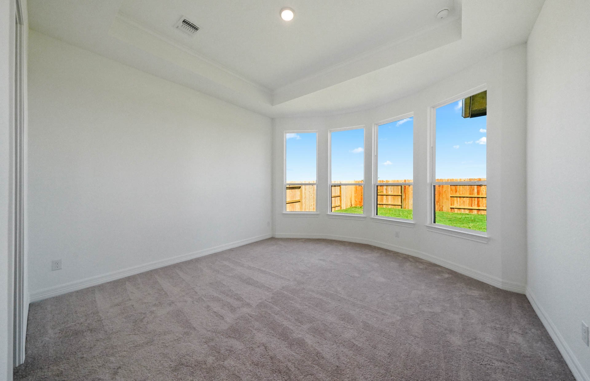 6015 Regala Drive Property Photo 13