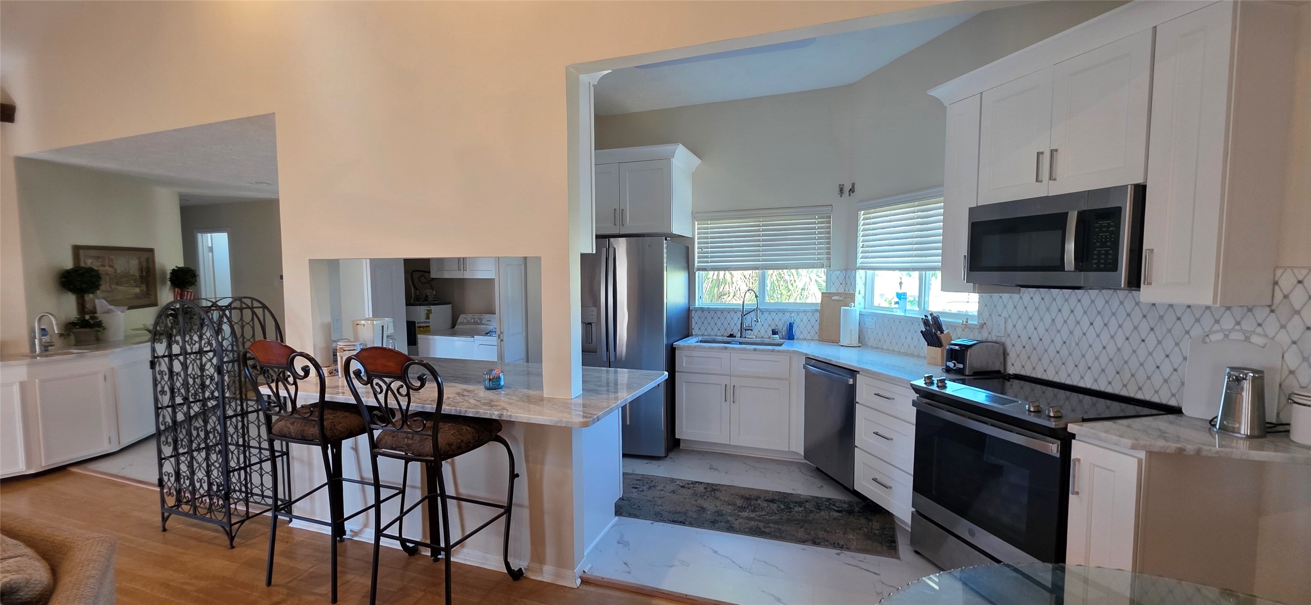 1702 E Castaway Street Property Photo 11