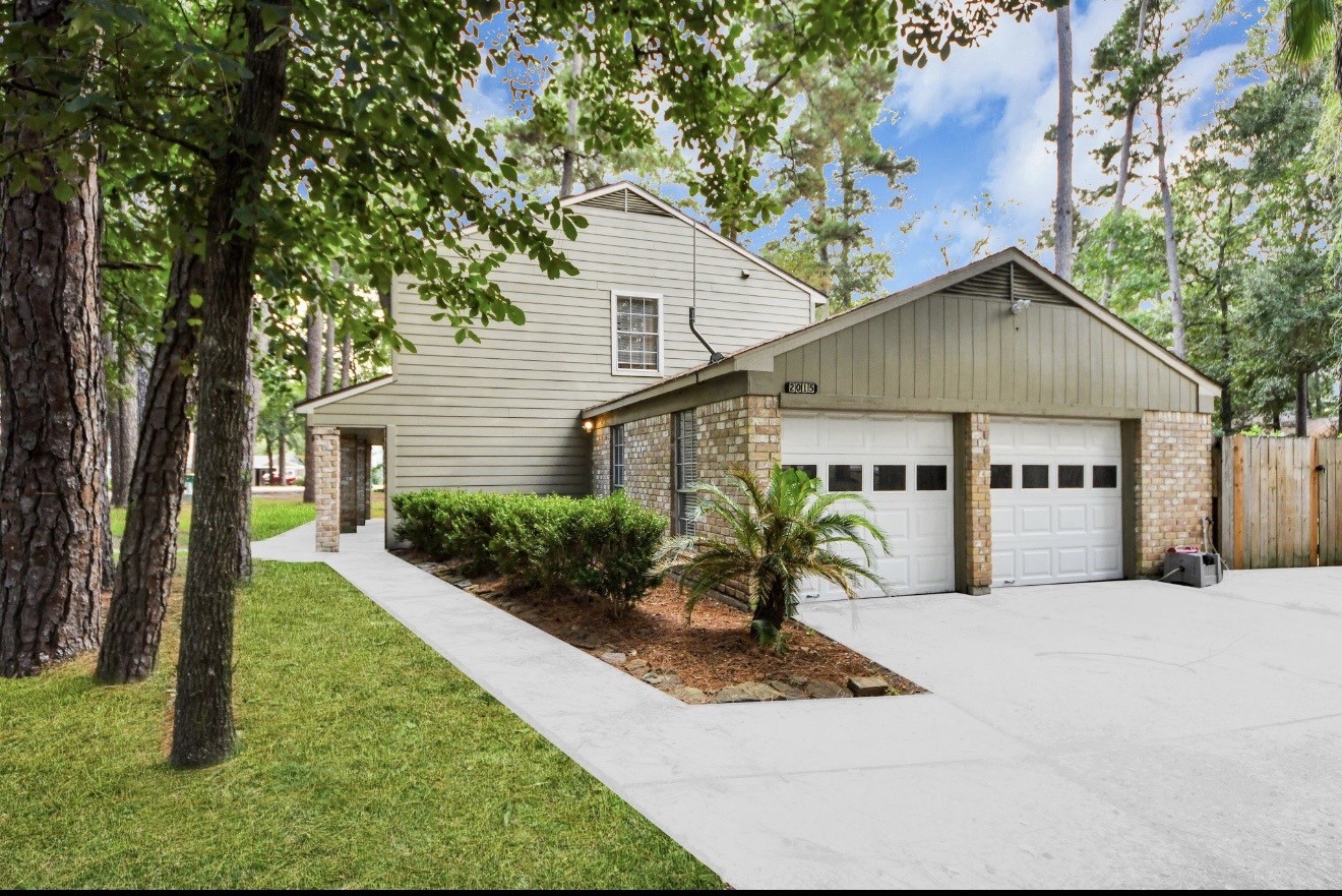 2015 E Lacey Oak Cir Property Photo 3