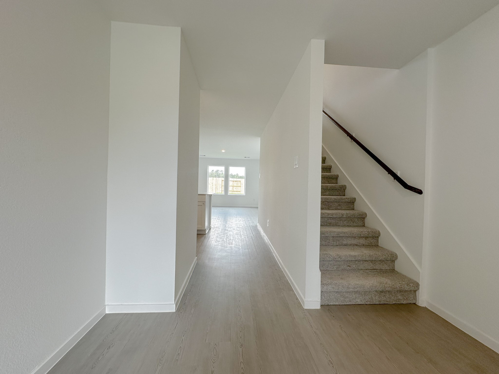 6242 Alder Creek Drive Property Photo 4