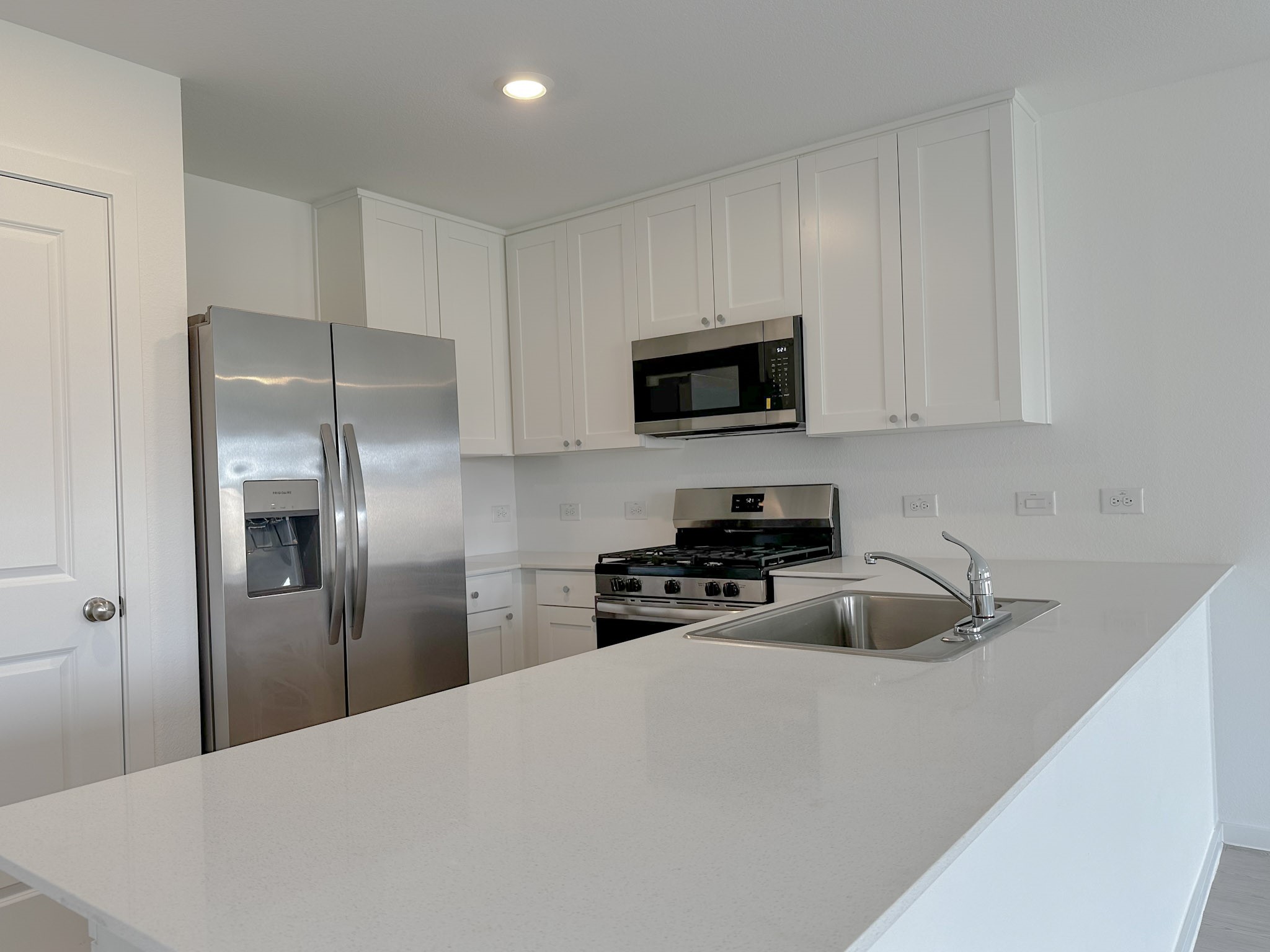 6242 Alder Creek Drive Property Photo 10