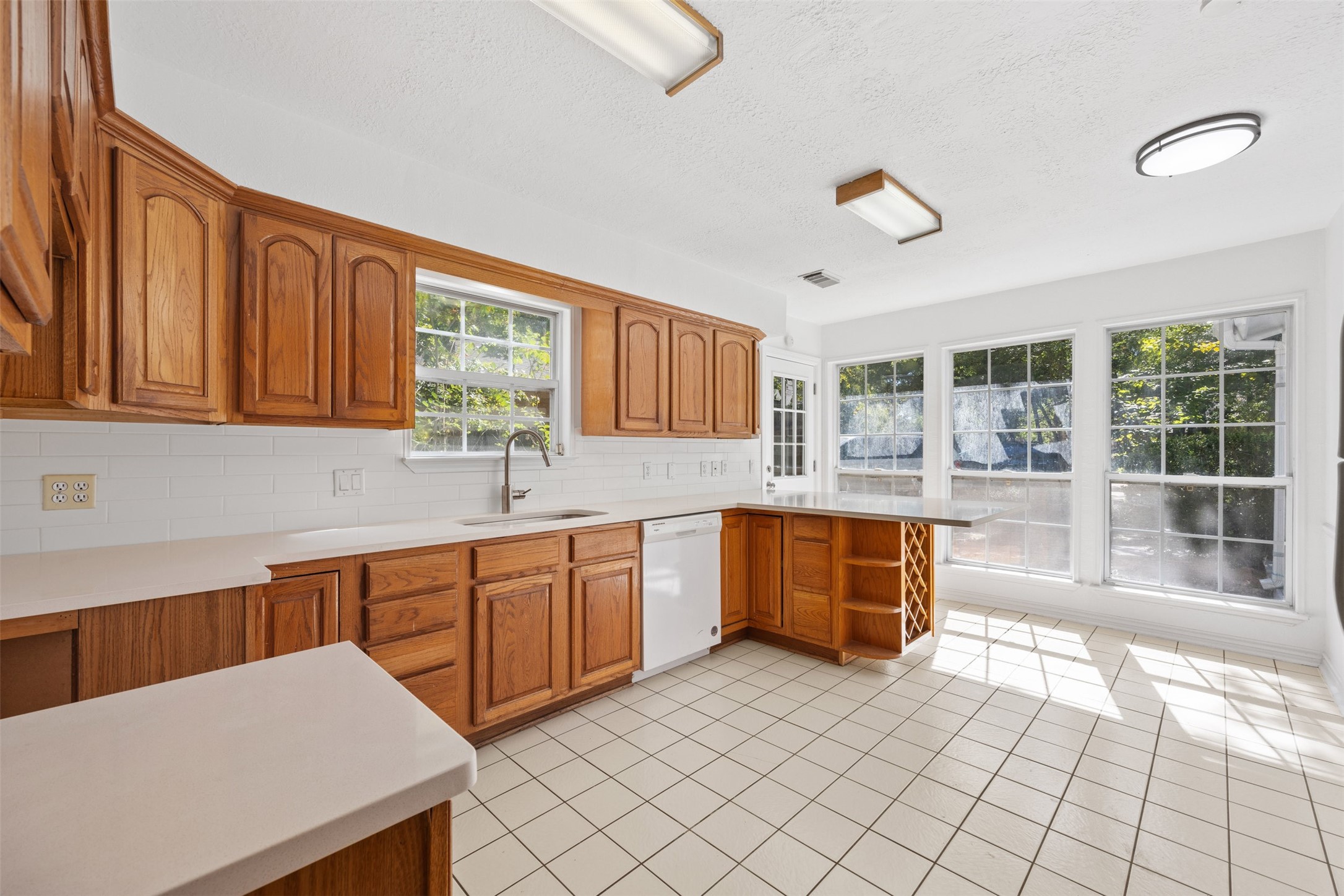 12 Dewthread Court Property Photo 5