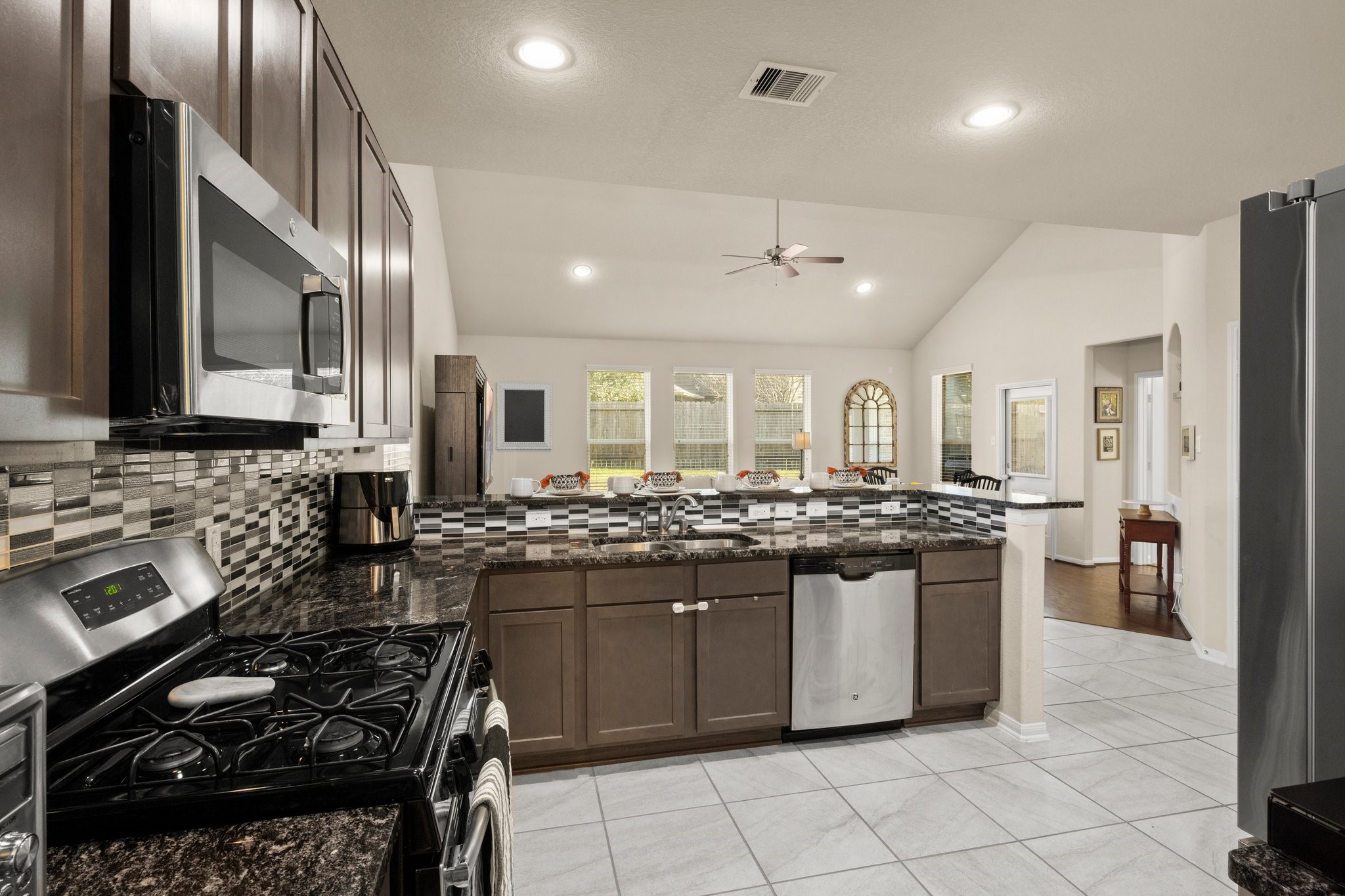 15202 Signal Ridge Way Property Photo 9