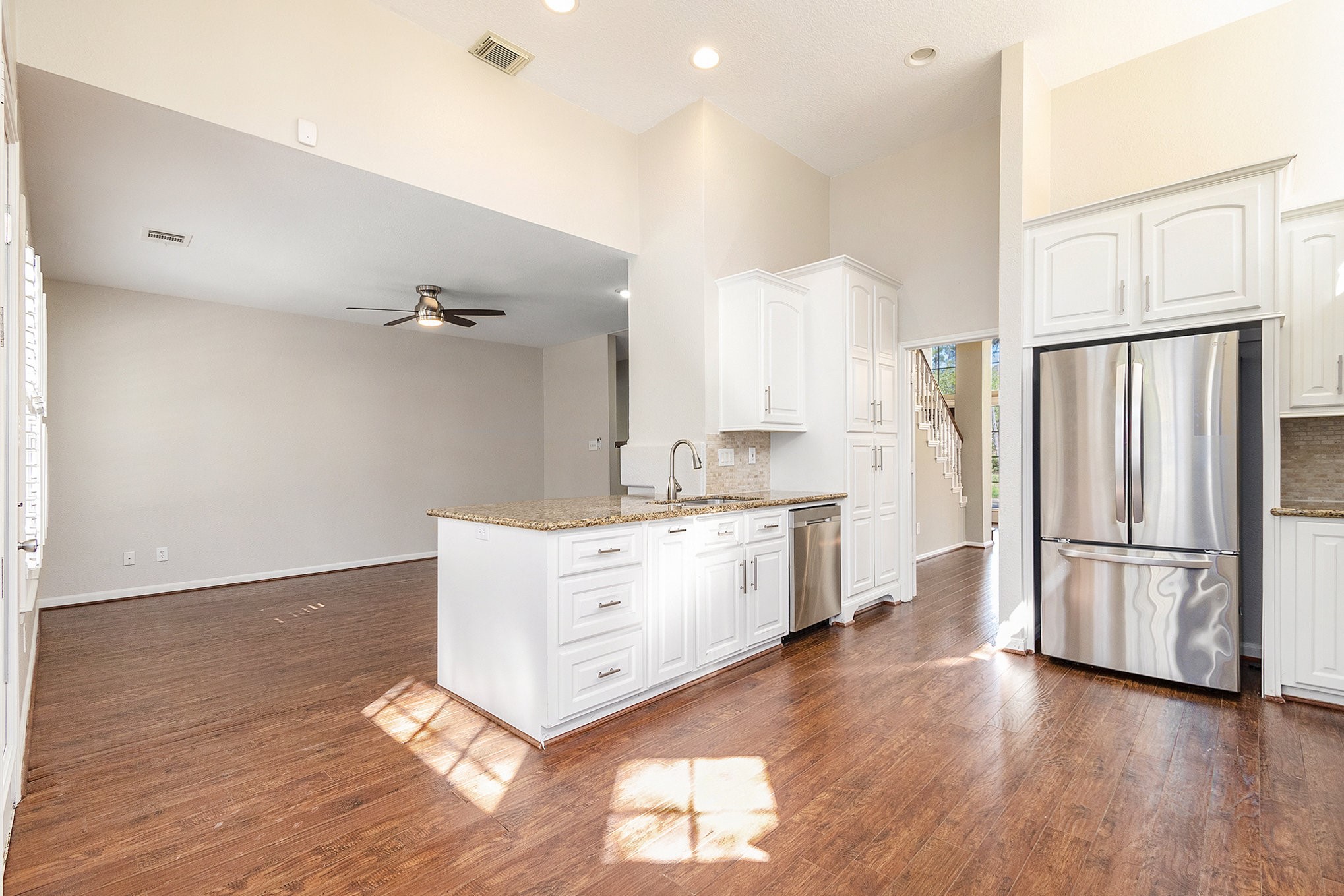 15 Larks Aire Place Property Photo 7