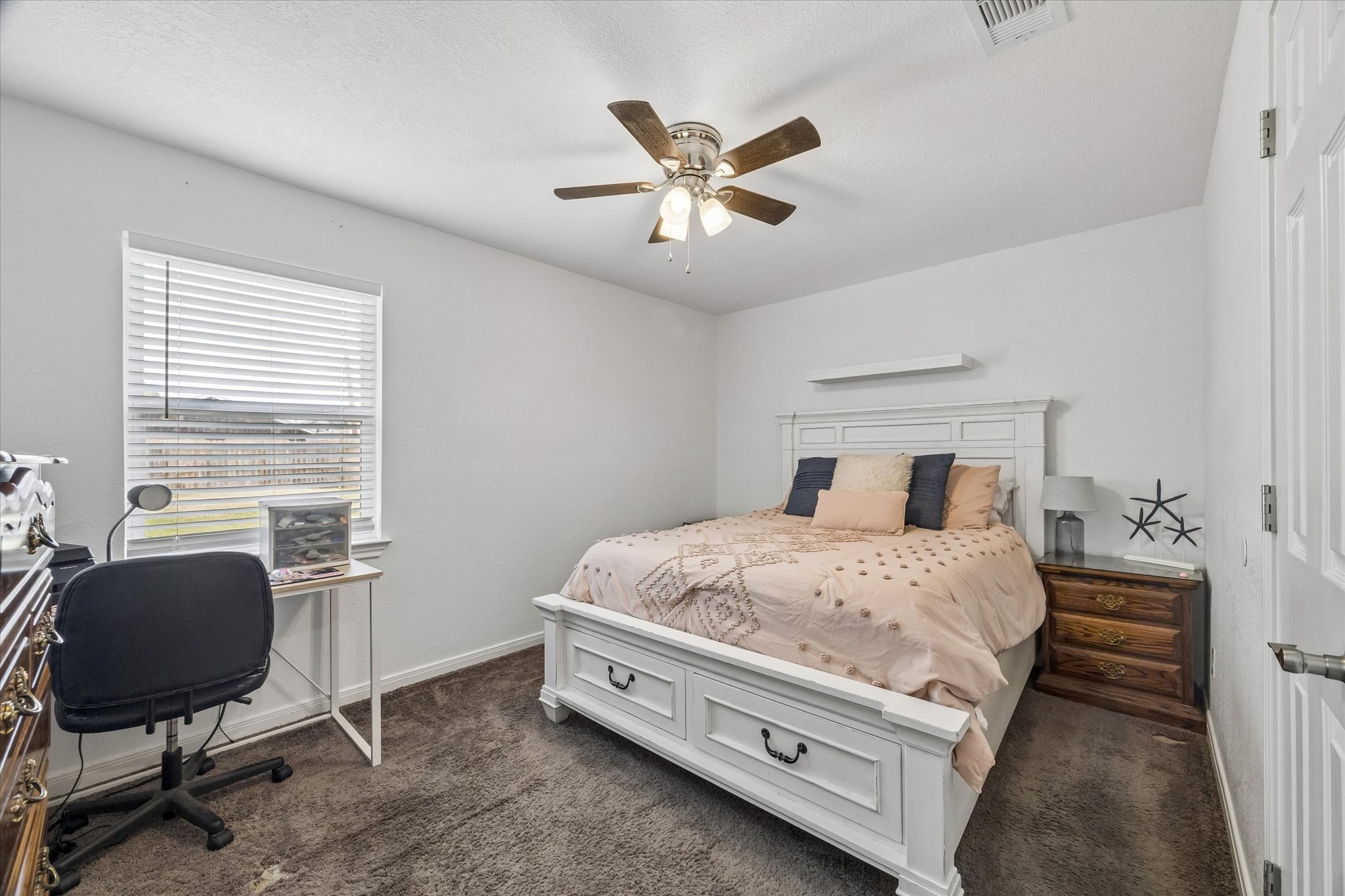 1426 15th Avenue N Property Photo 18