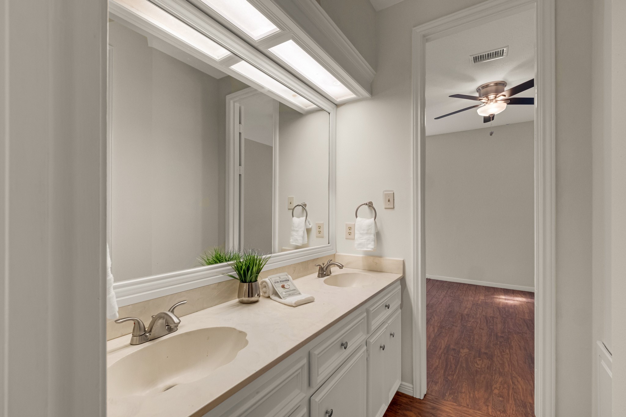 3003 Sea Pines Place Property Photo 25