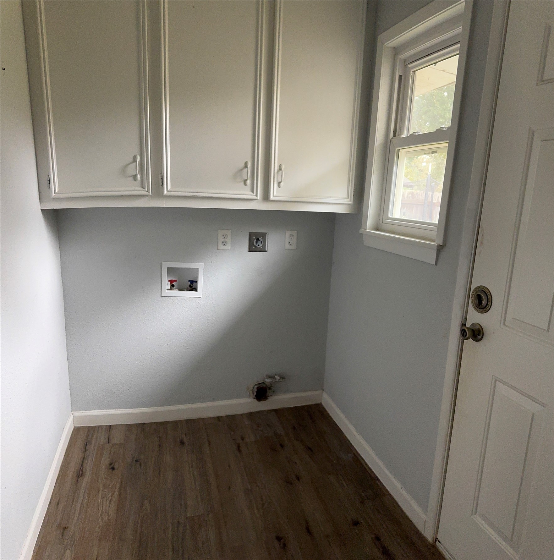 211 Van Winkle Street Property Photo 6