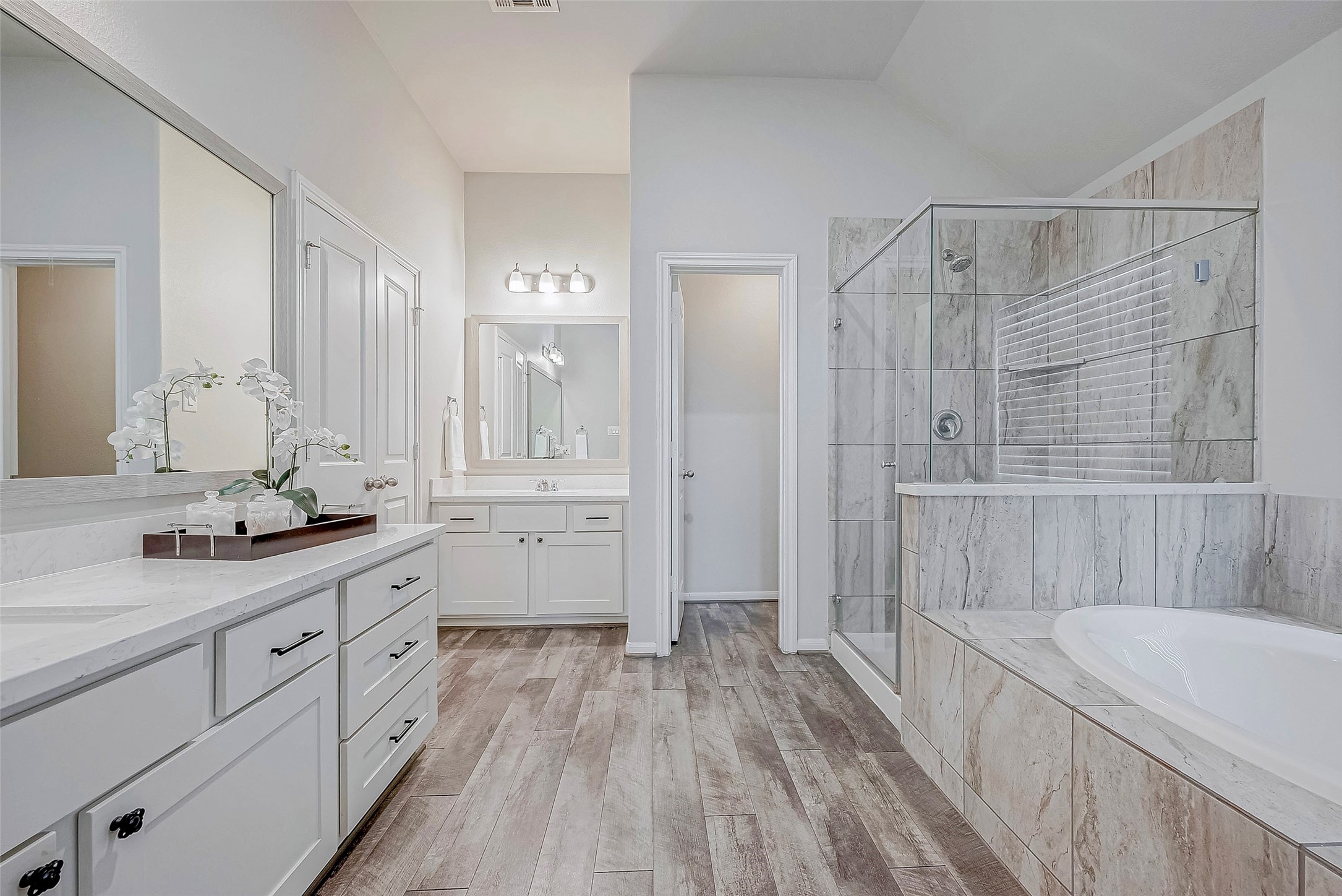 31118 Gulf Cypress Lane Property Photo 15