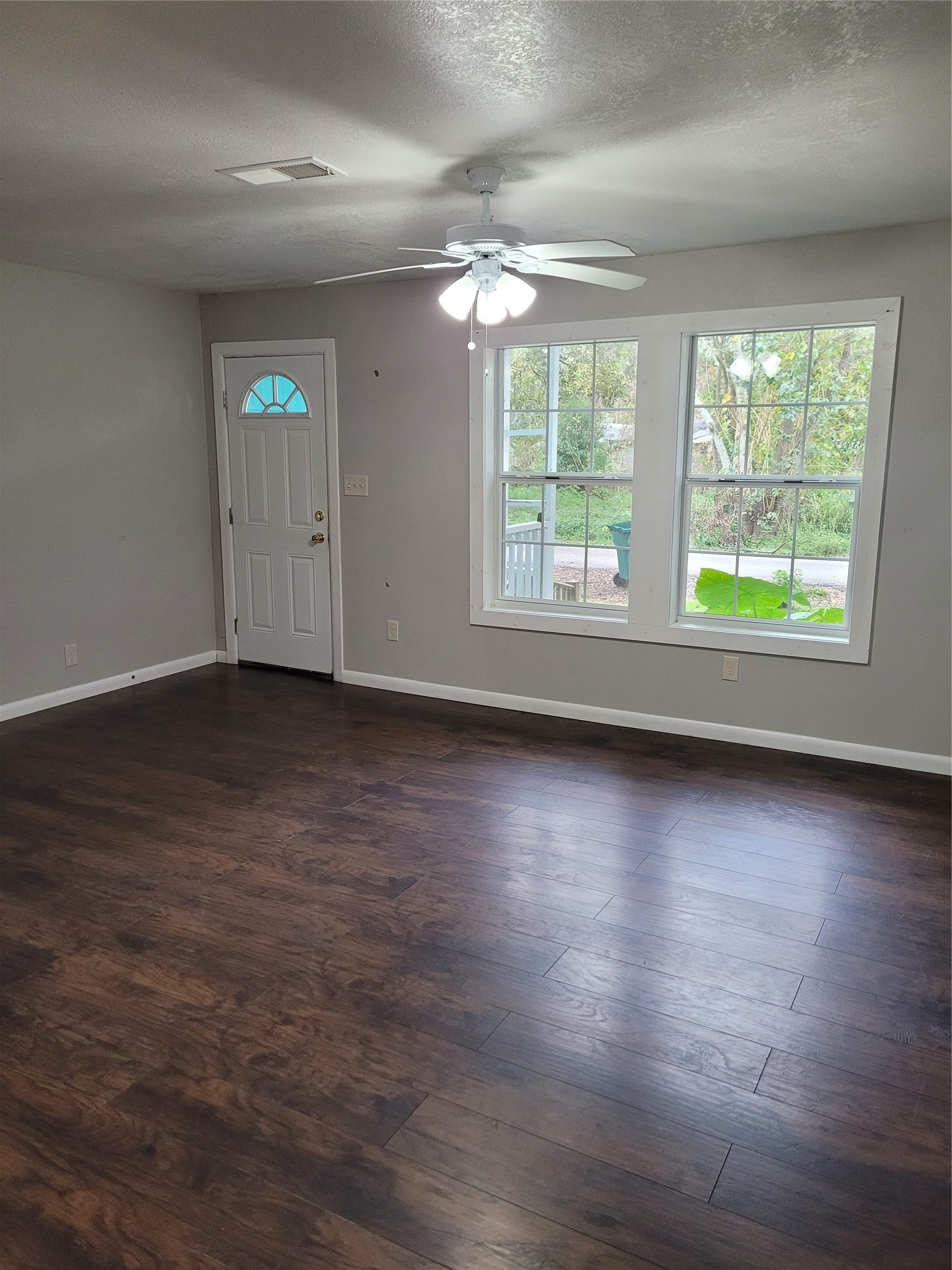 822 Retama Street Property Photo 8