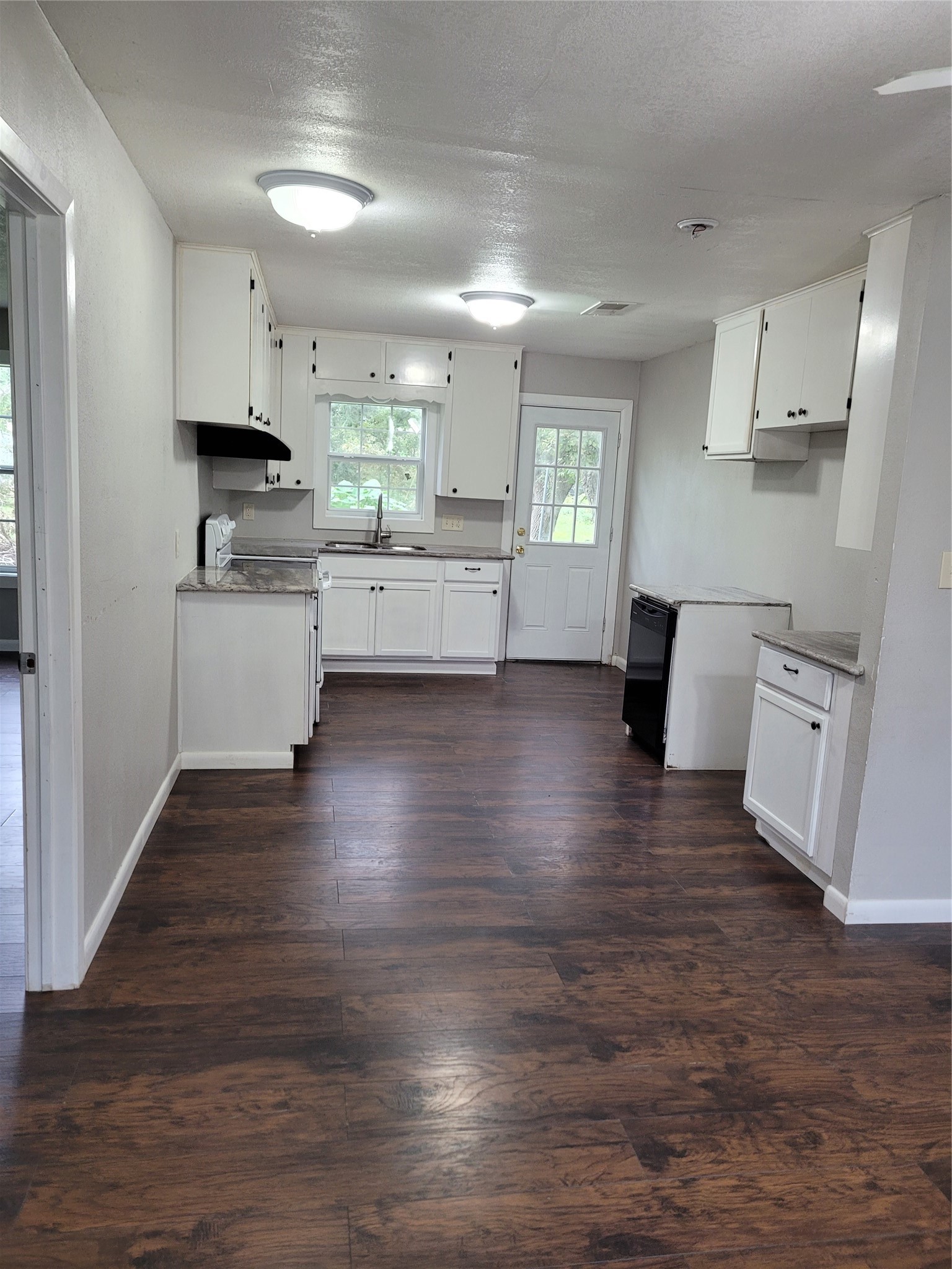 822 Retama Street Property Photo 10