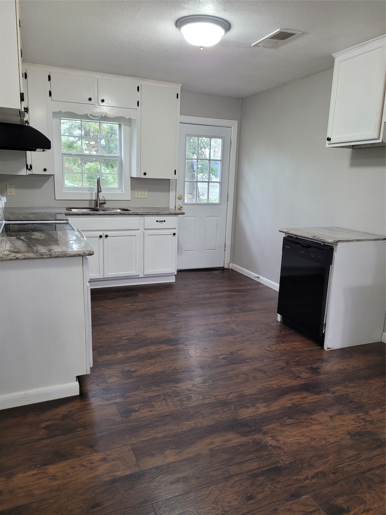 822 Retama Street Property Photo 11