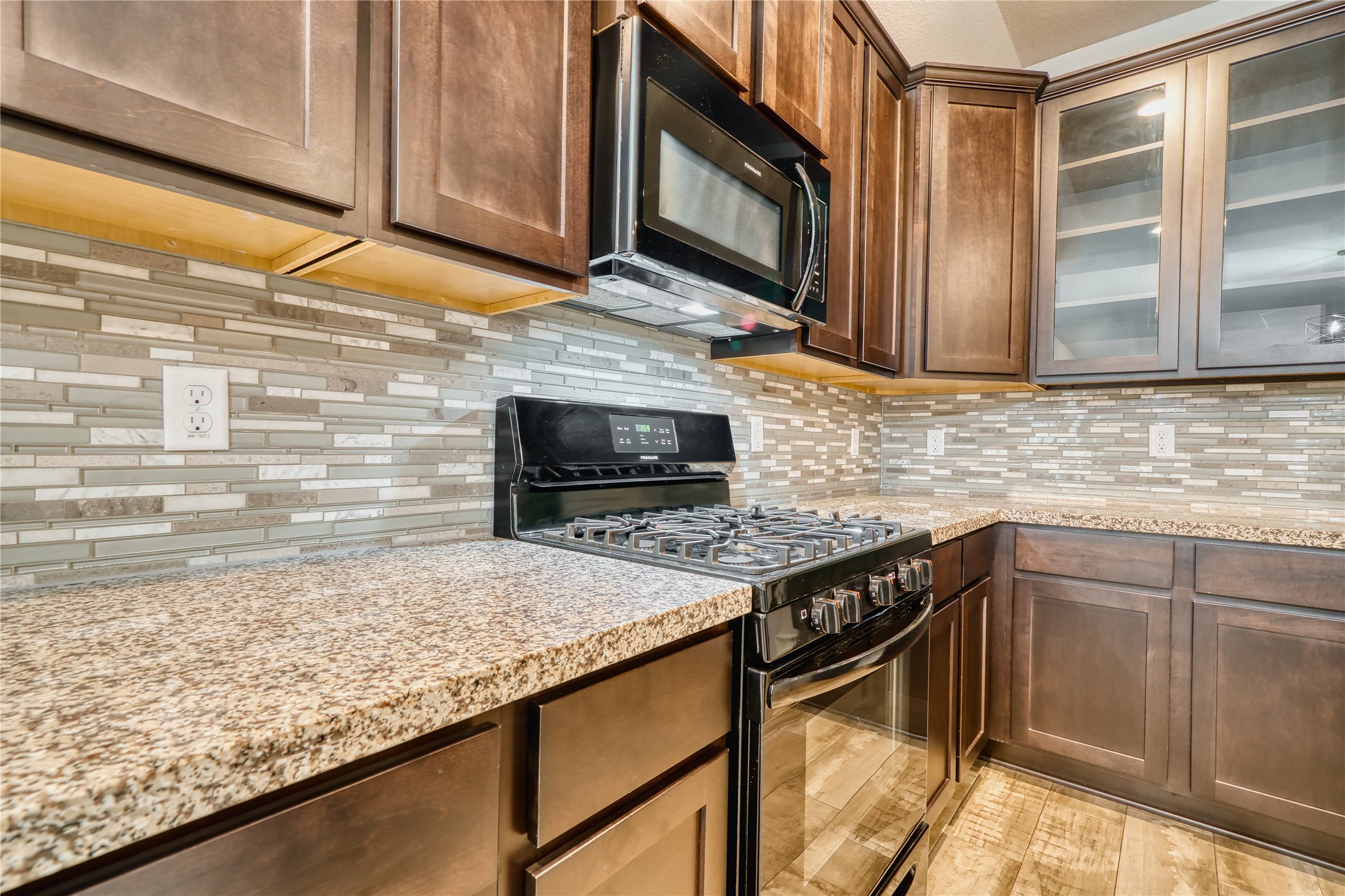 7919 Cypress Country Drive Property Photo 11