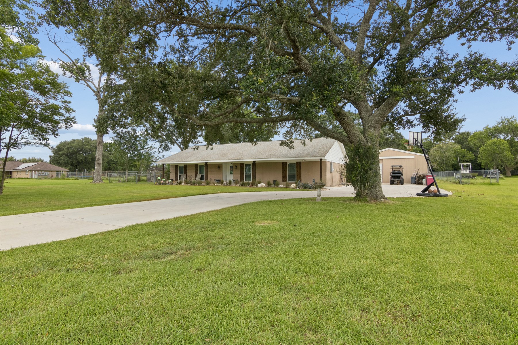 2865 County Road 936a Property Photo 1