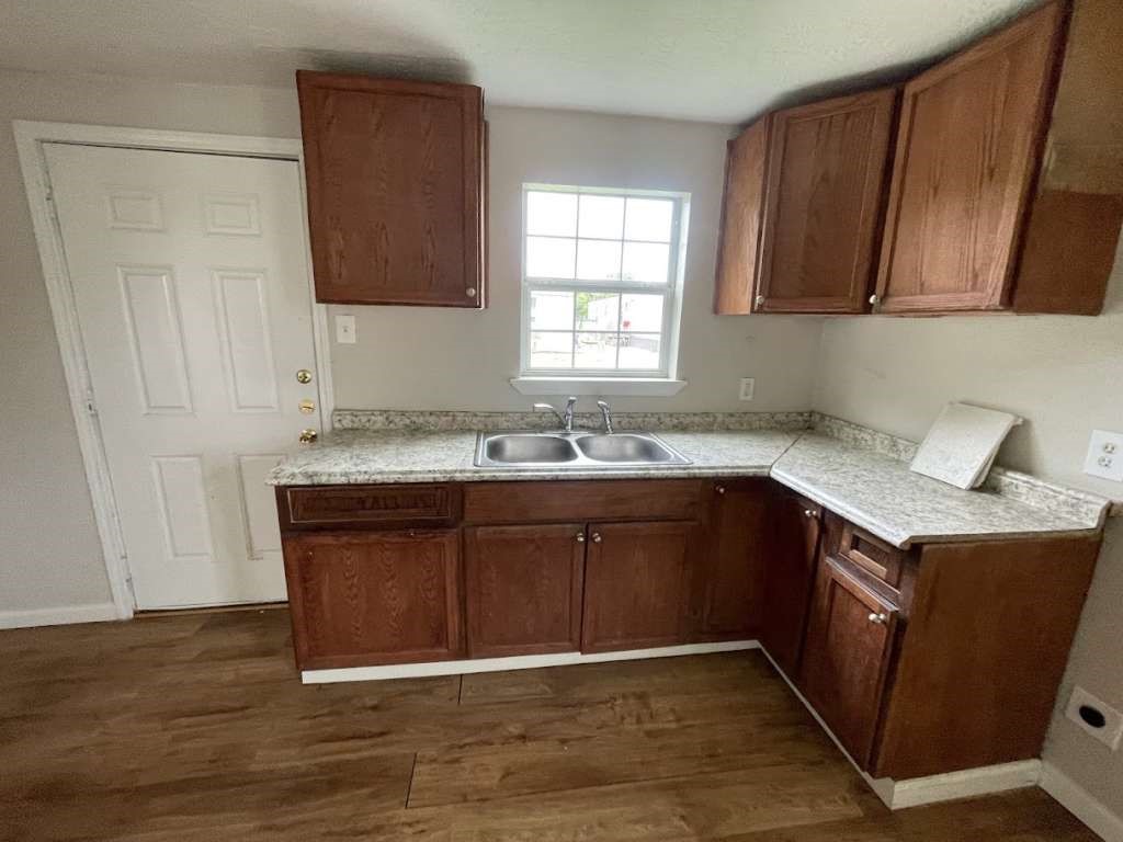 603 Willow Street Property Photo 4