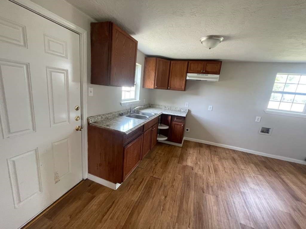 603 Willow Street Property Photo 5