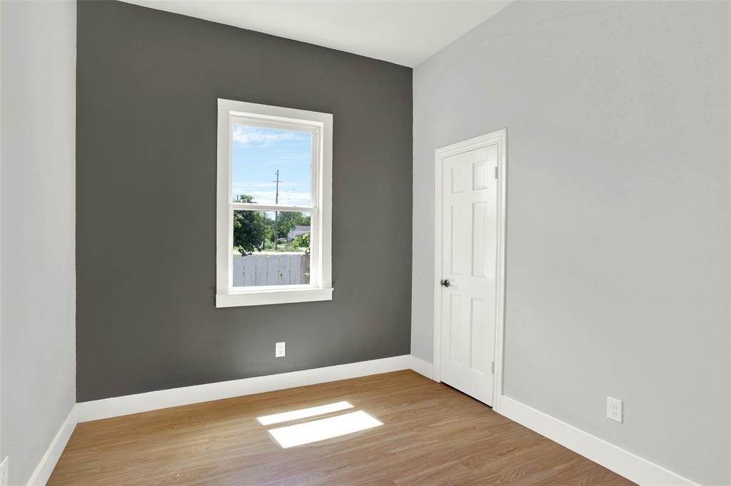 410 Bolden Street Street Property Photo 6