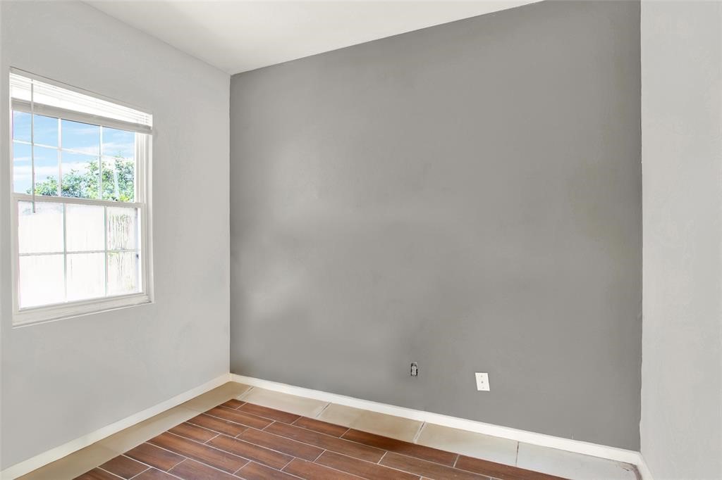 410 Bolden Street Street Property Photo 11