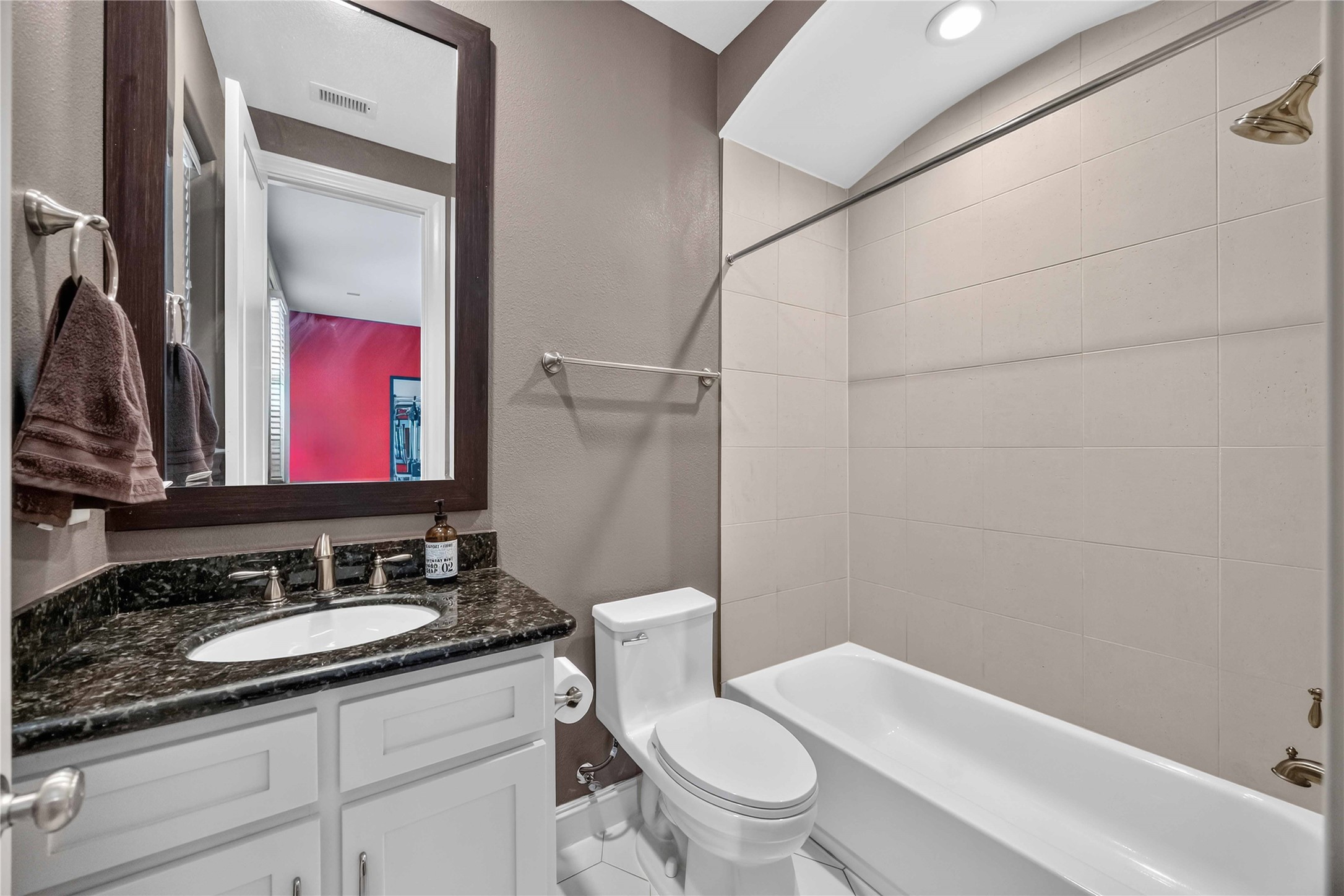 5723 Arabelle Lake Property Photo 6
