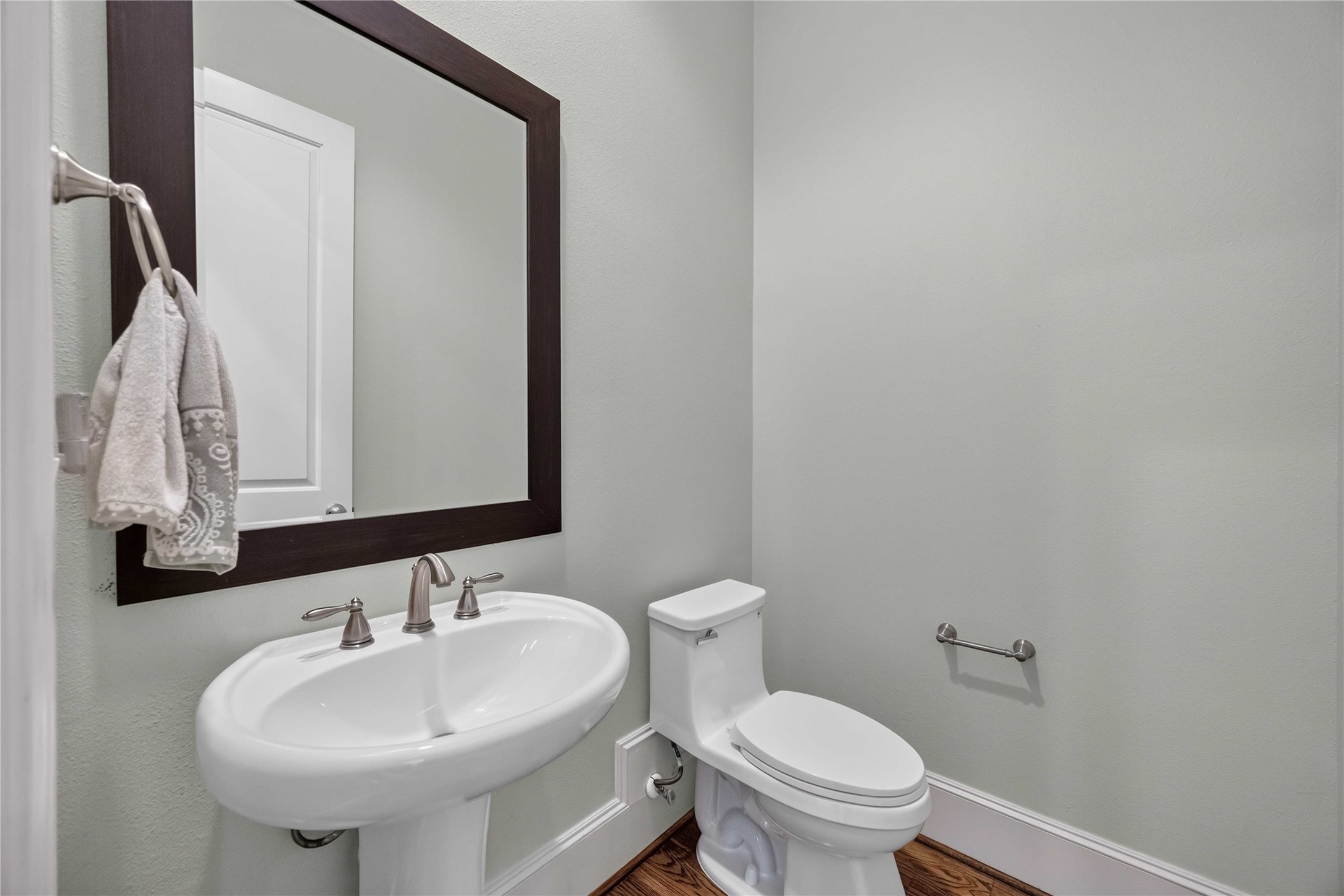 5723 Arabelle Lake Property Photo 9