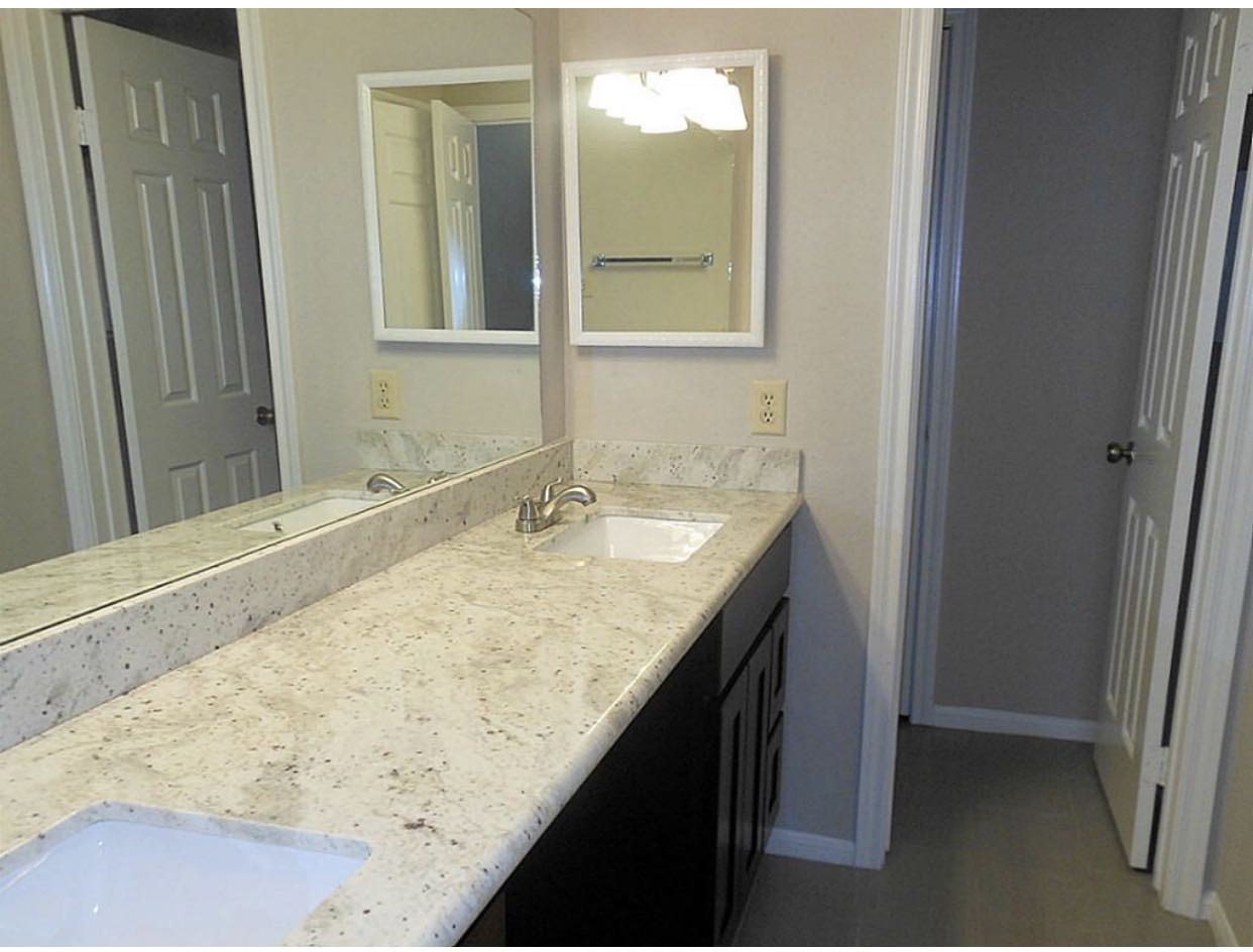 2255 Braeswood Park Drive 312 Property Photo 6