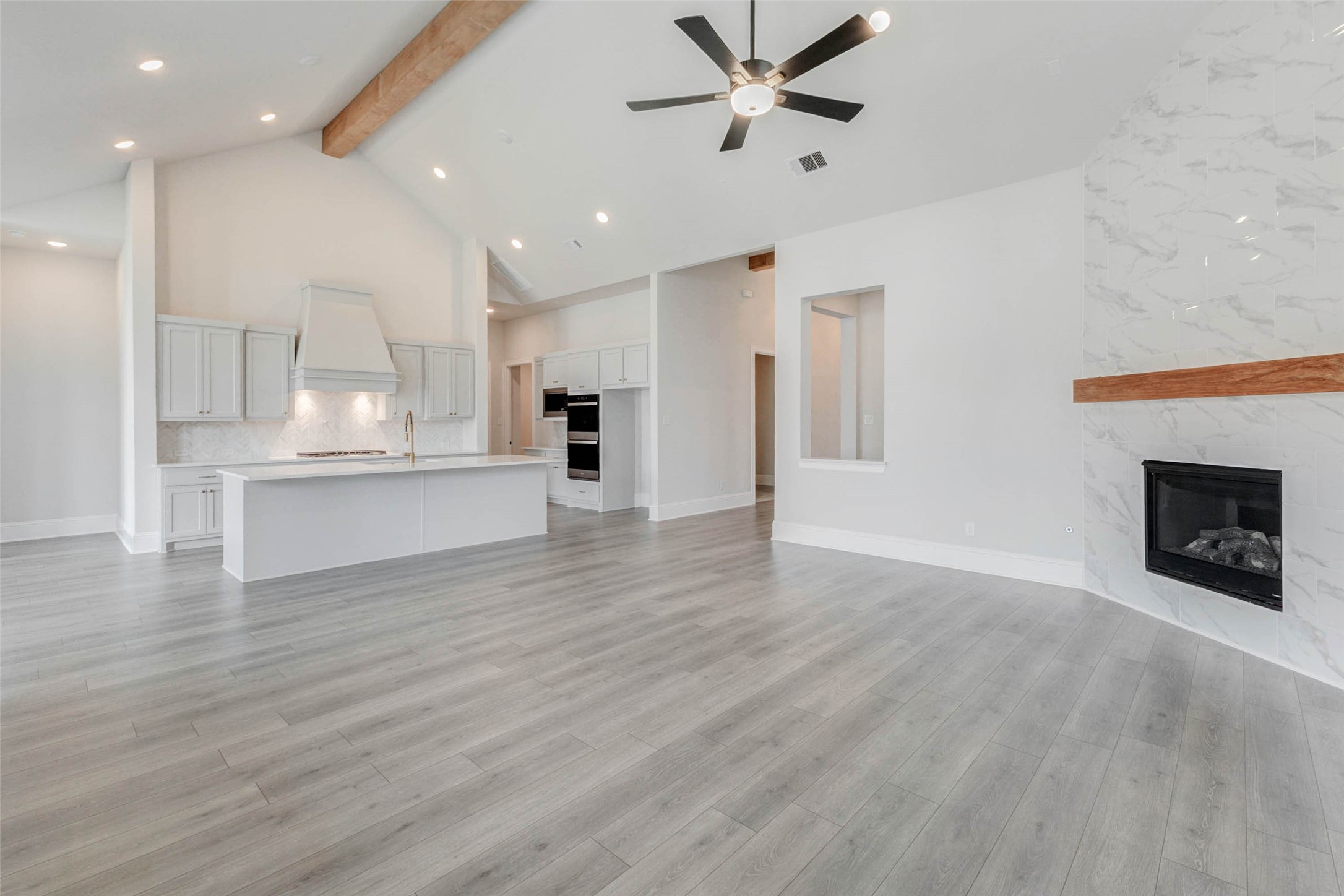 4834 Parkgate Avenue Property Photo 16