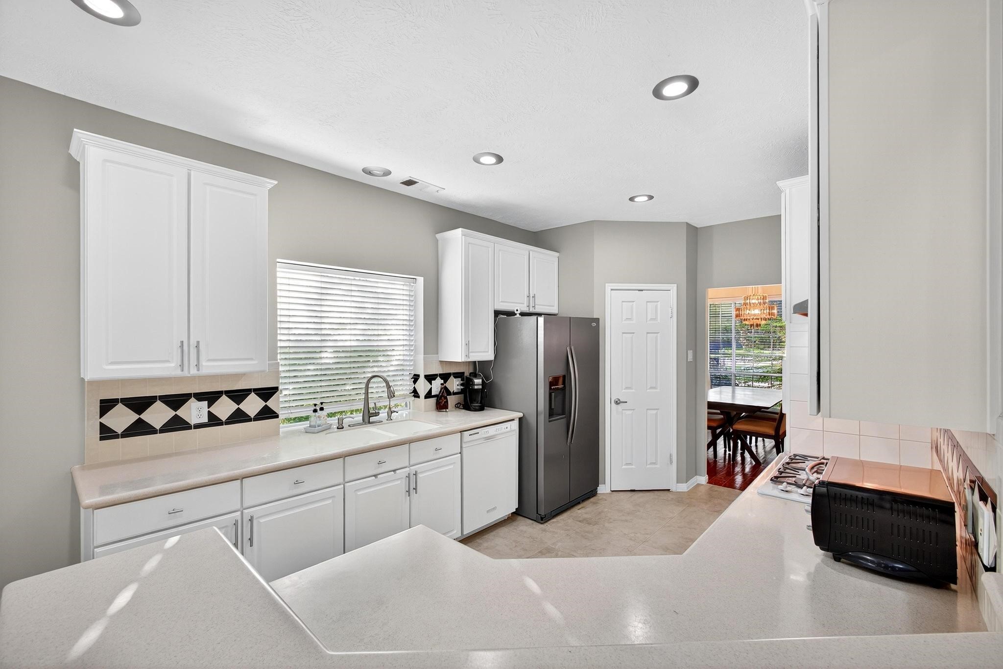 18502 Berry Leaf Court Property Photo 6