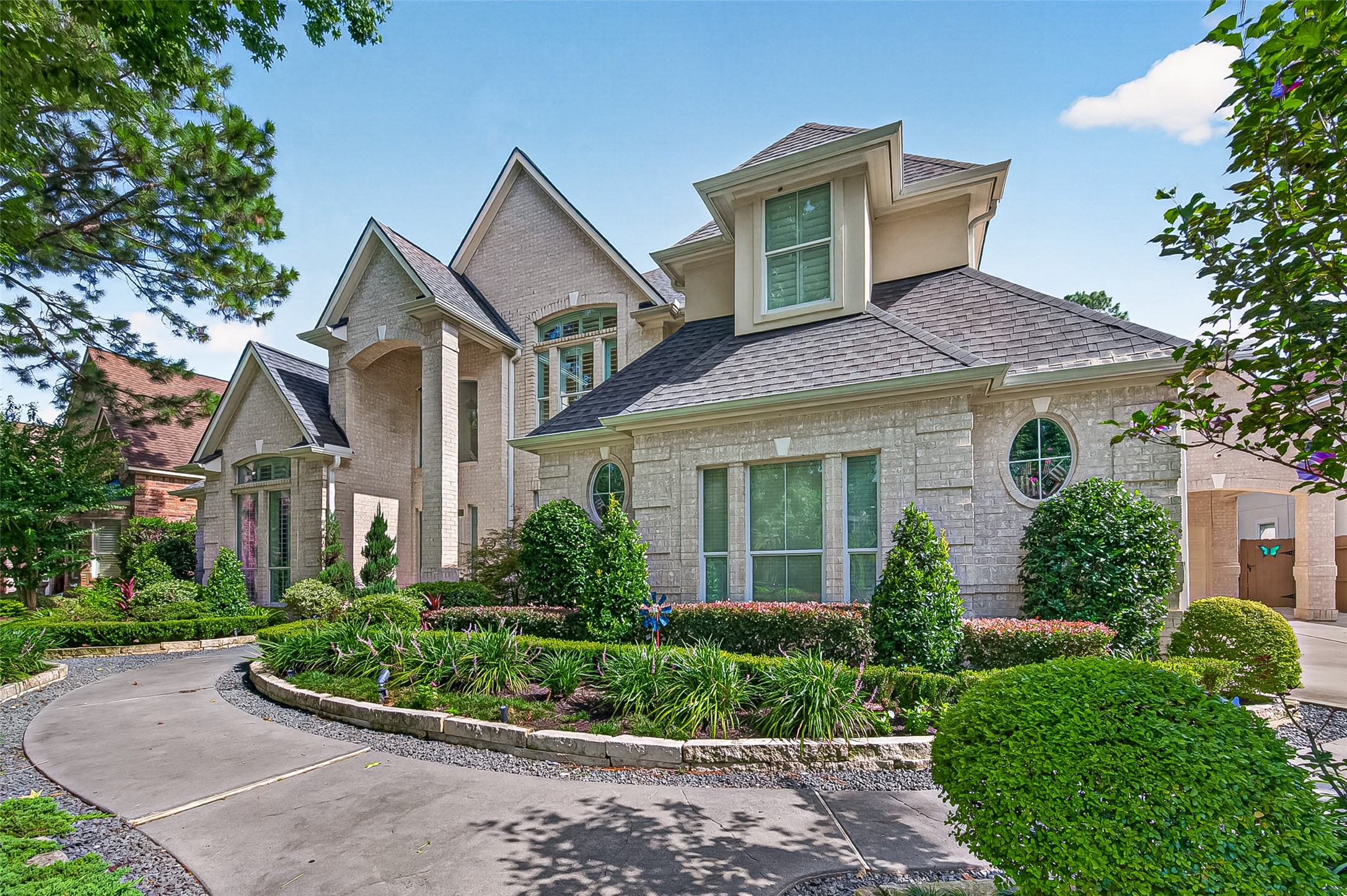 6118 Windrose Hollow Lane Property Photo