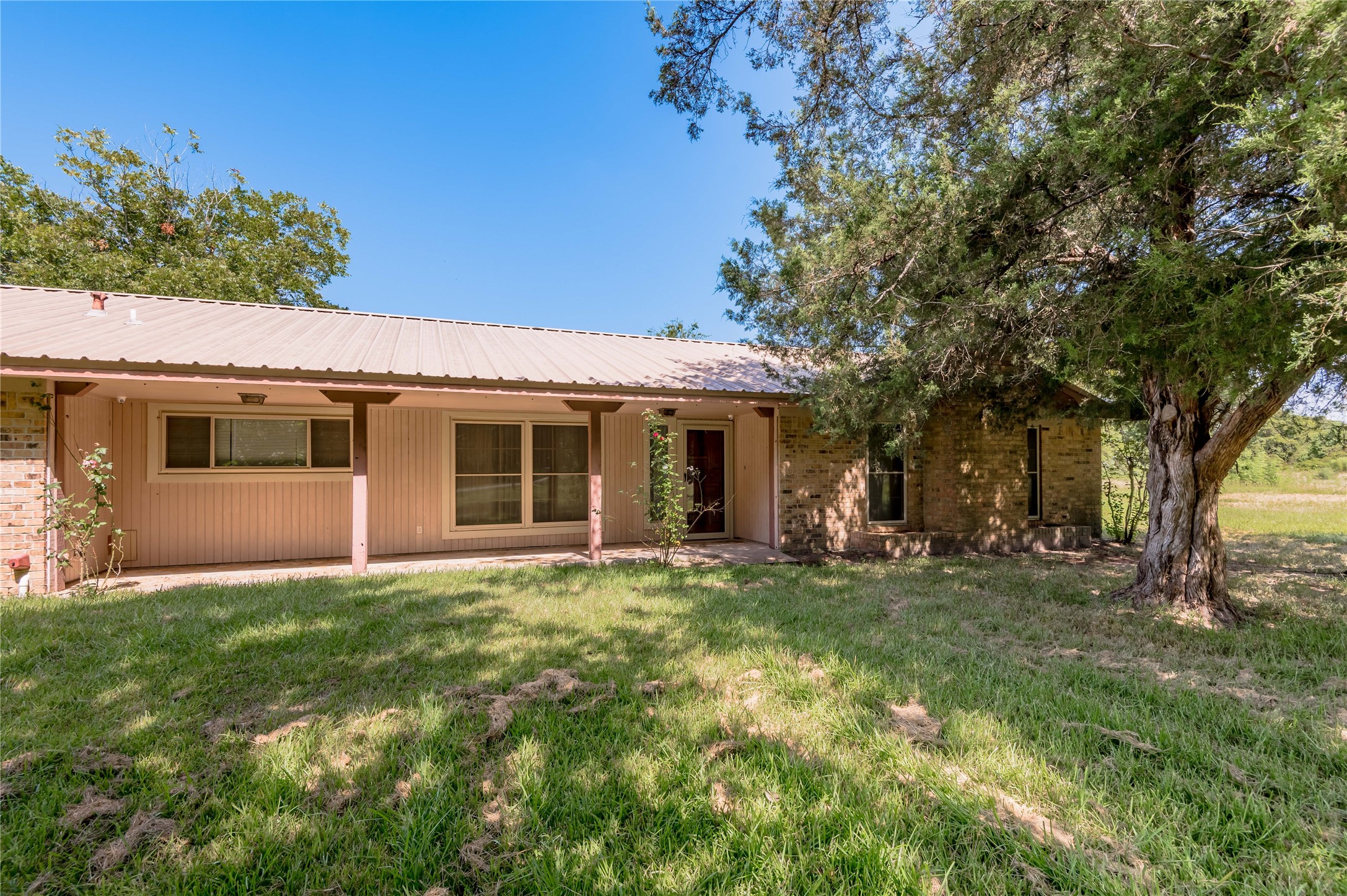 11640 Fm 230 Property Photo 2
