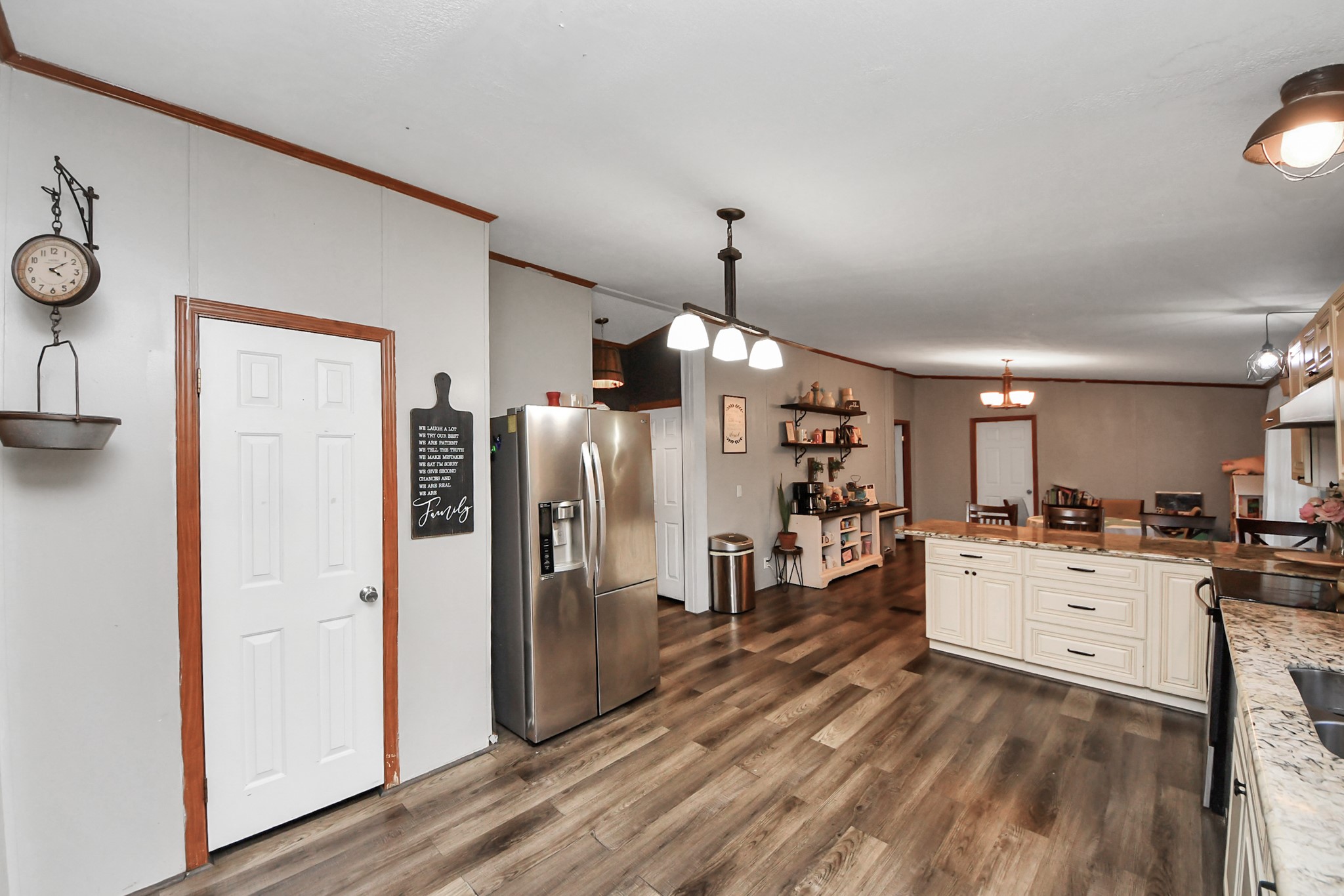 15713 Hinkel Road Property Photo 12