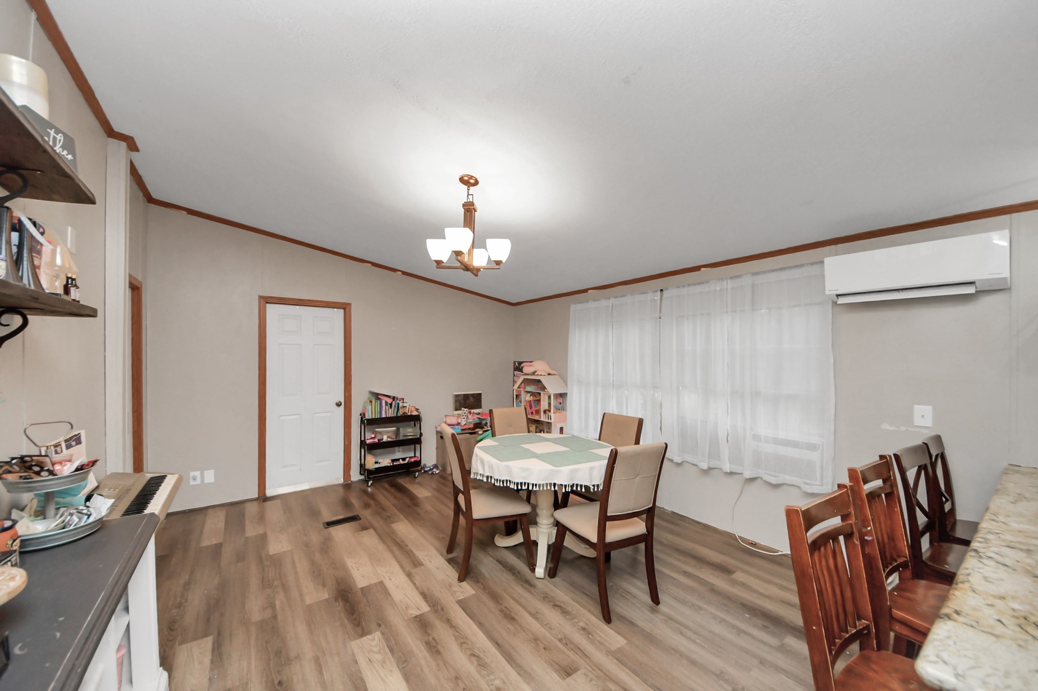 15713 Hinkel Road Property Photo 18