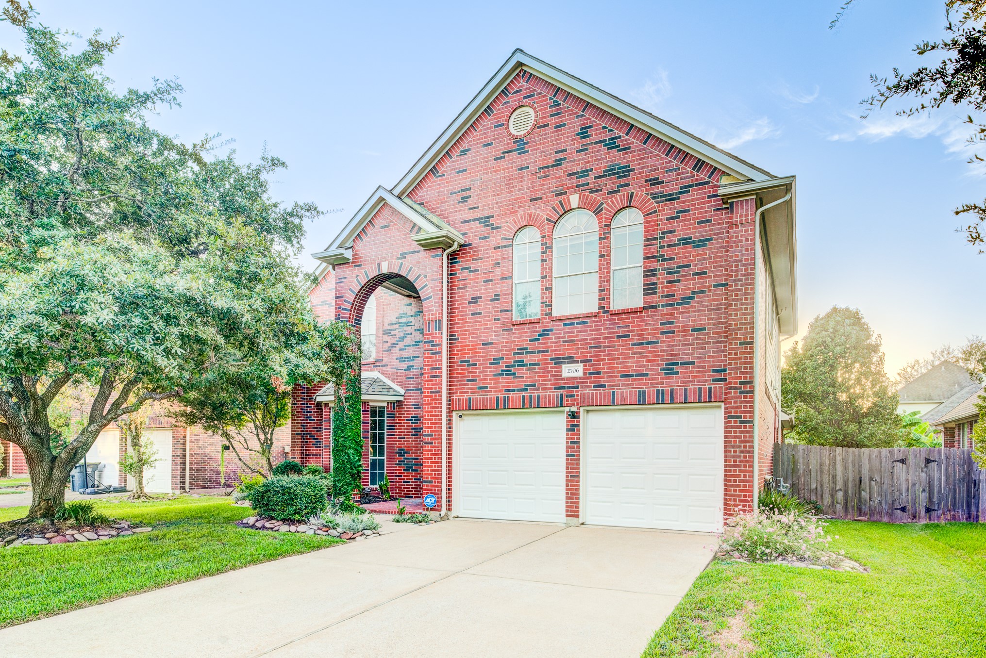 2706 Sun Beam Court Property Photo 1