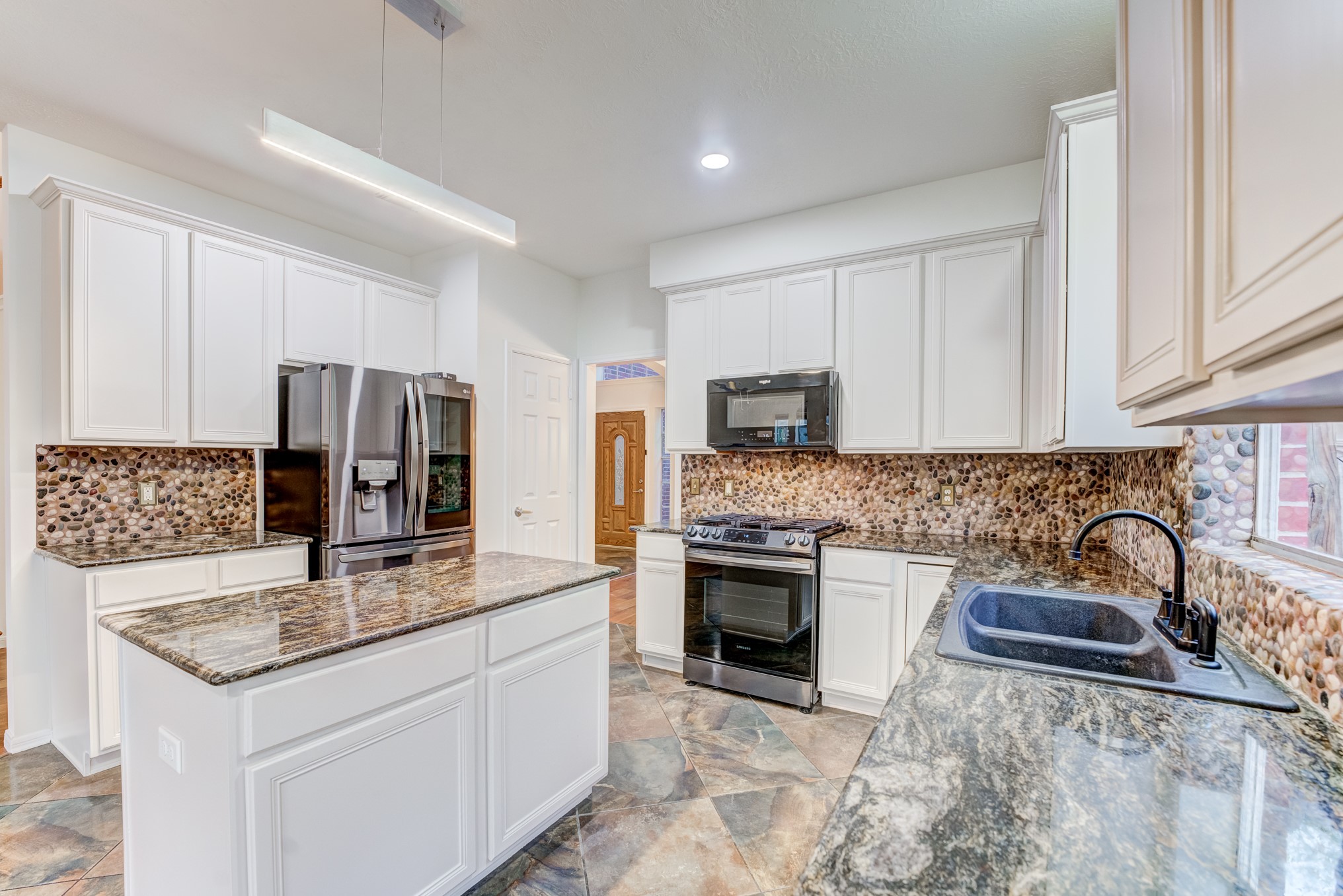 2706 Sun Beam Court Property Photo 14