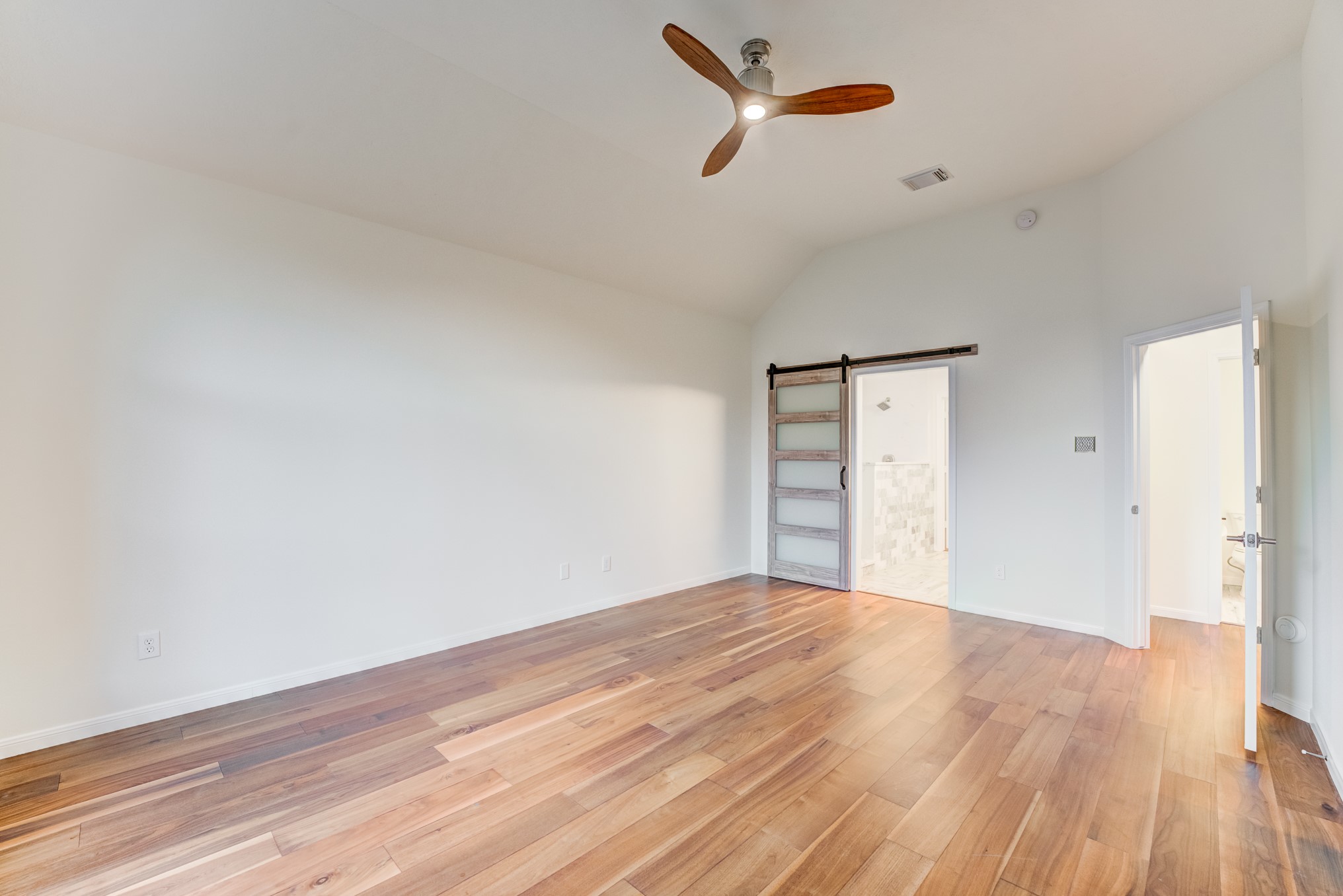 2706 Sun Beam Court Property Photo 27