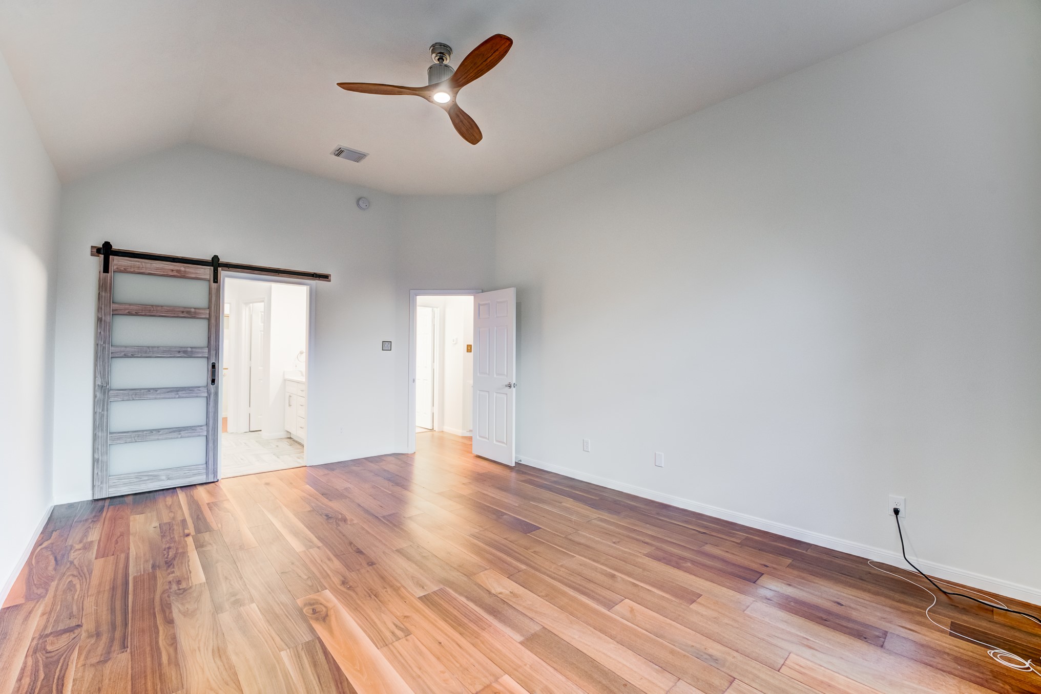 2706 Sun Beam Court Property Photo 28