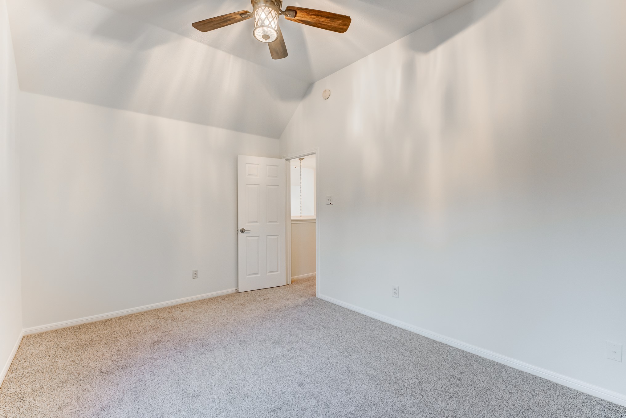 2706 Sun Beam Court Property Photo 34