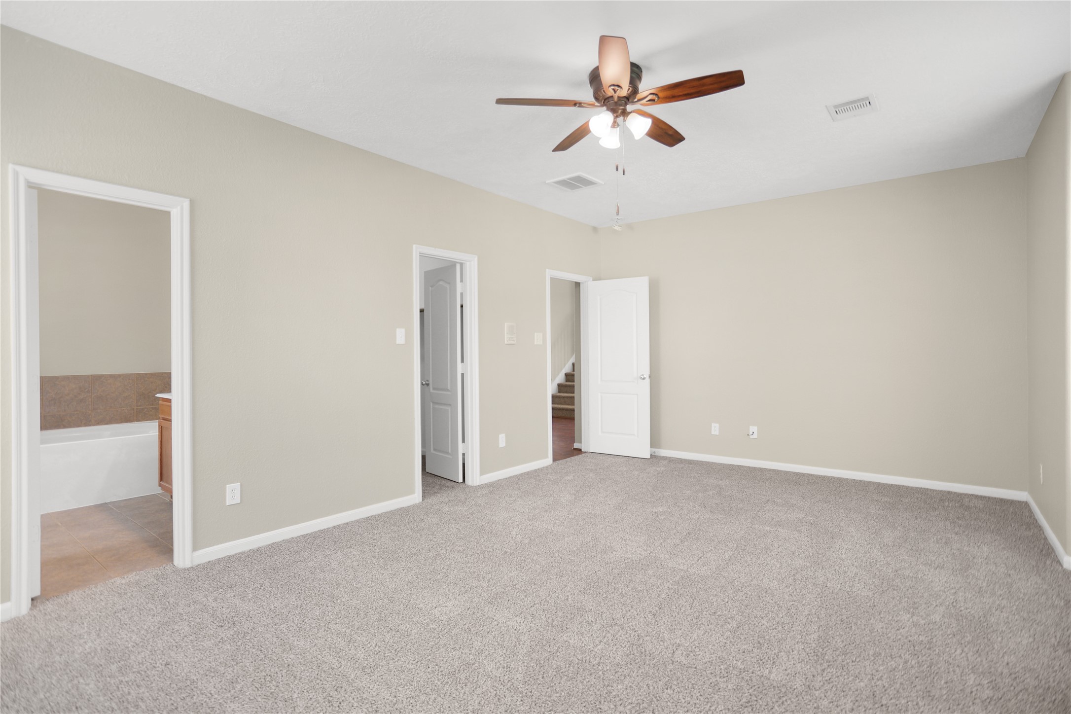 692 Casual Lane Property Photo 12