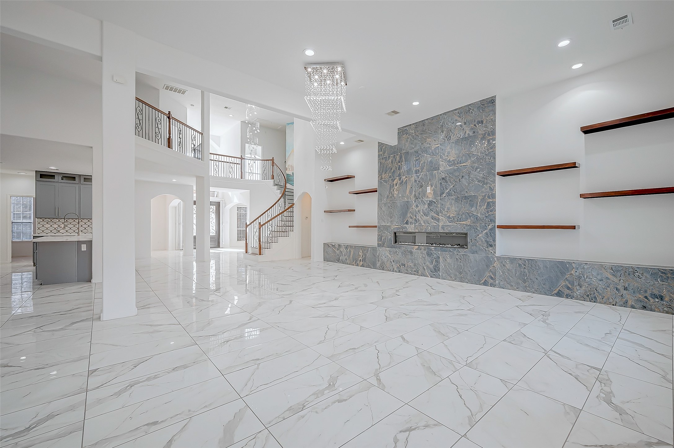 17022 Huttons Court Lane Property Photo 1