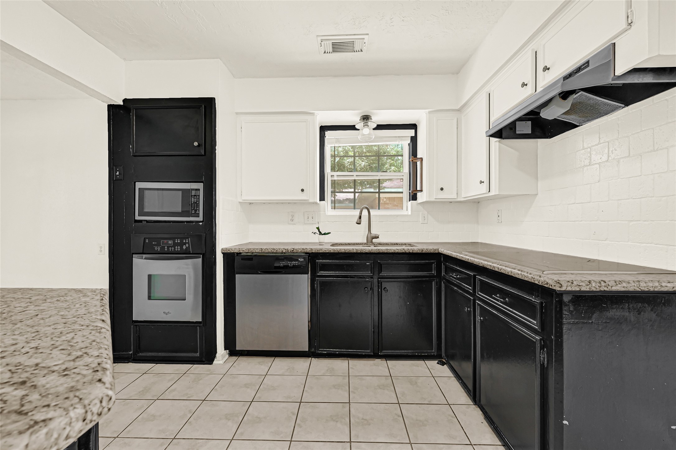 539 Belwin Drive Property Photo 12
