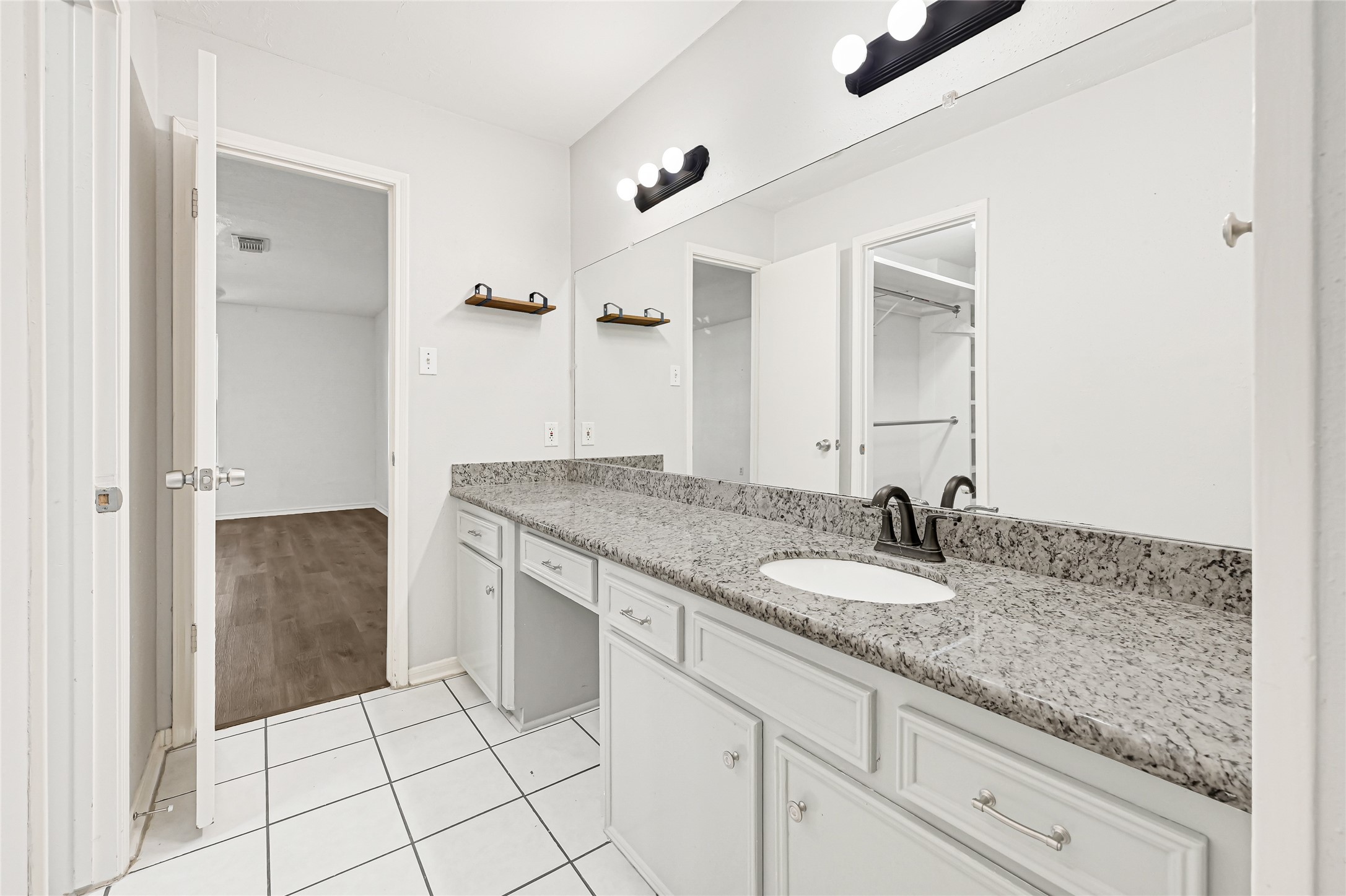 539 Belwin Drive Property Photo 21