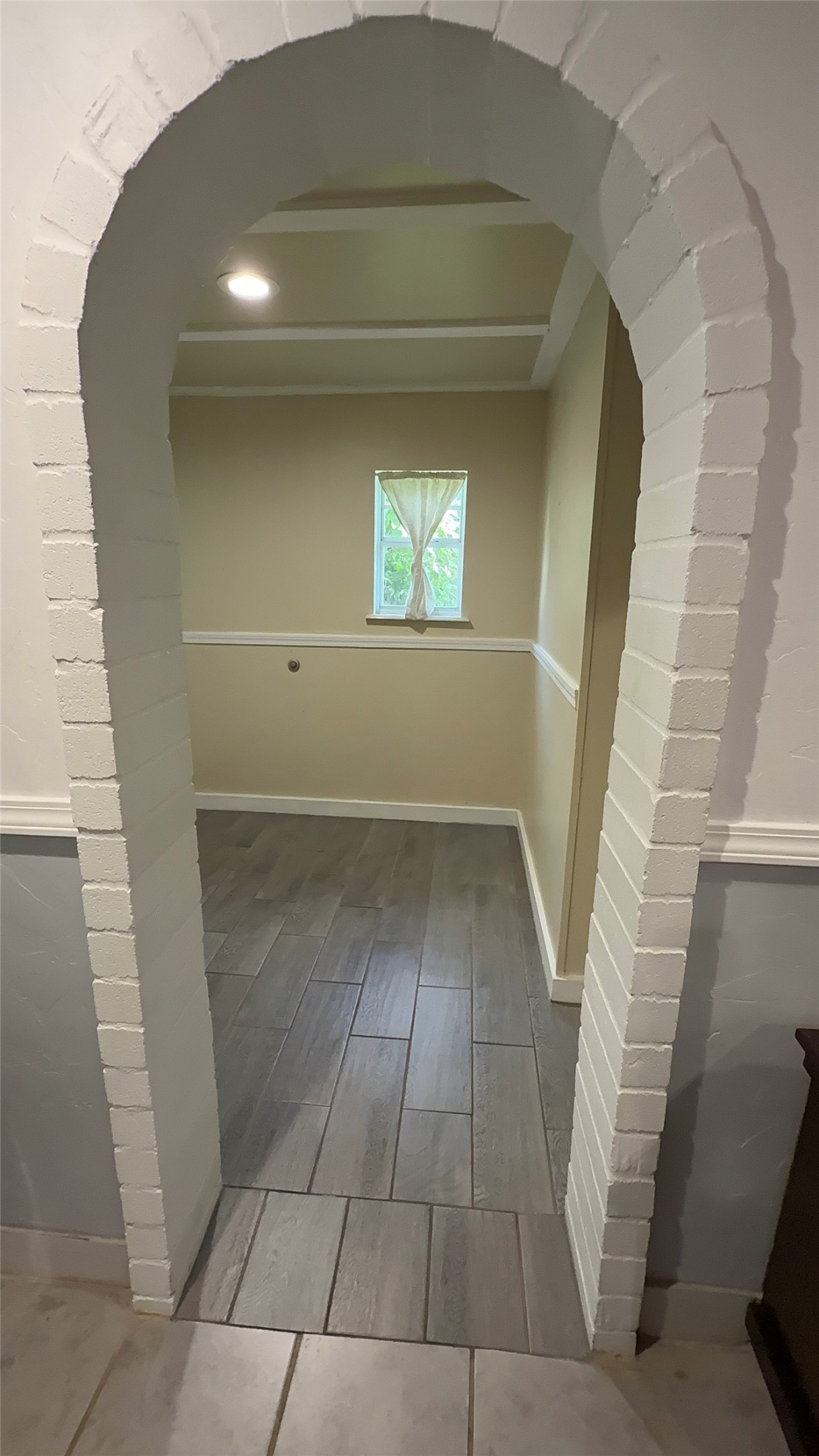 3821 Moore Street Property Photo 5