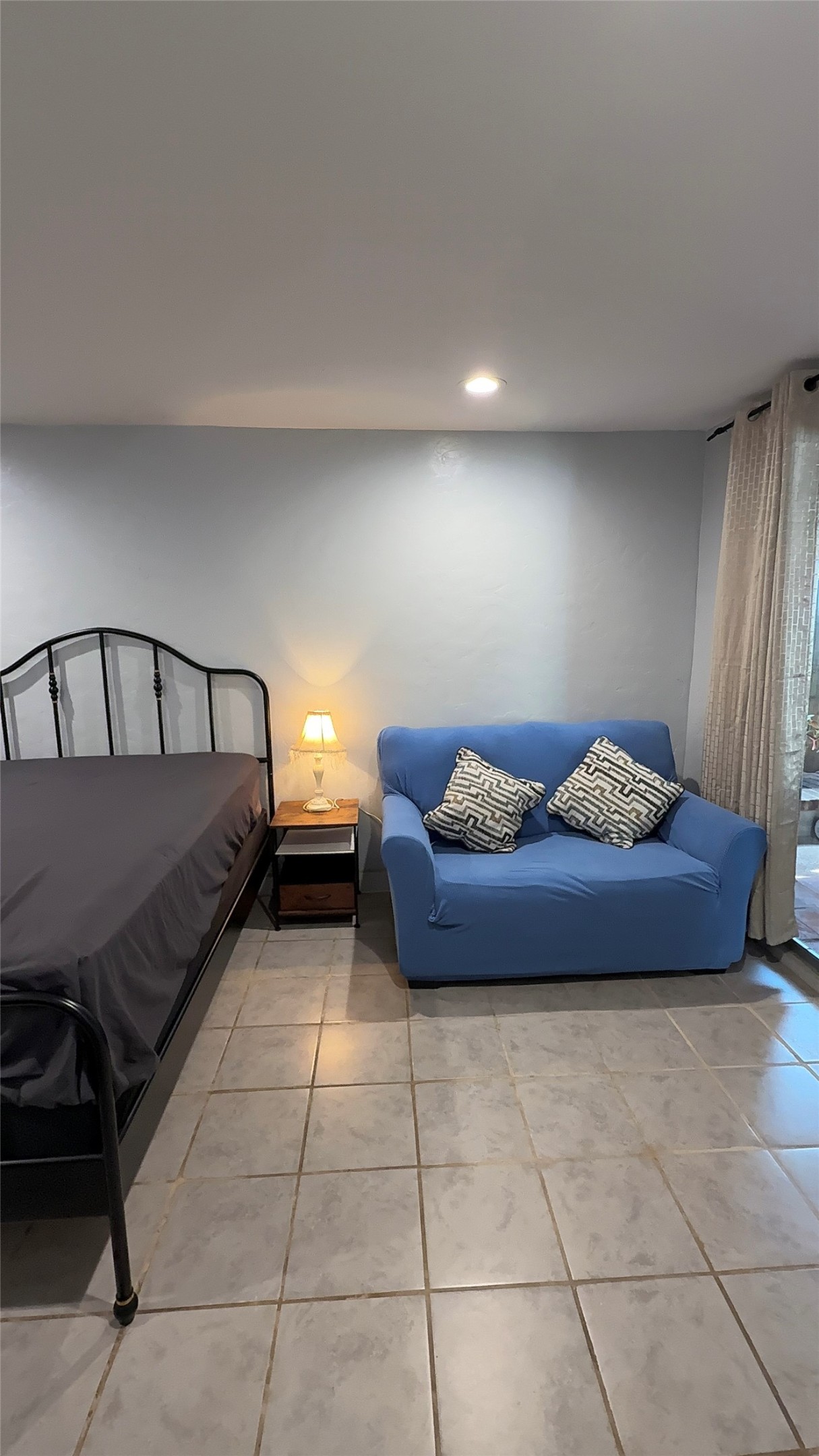 3821 Moore Street Property Photo 6