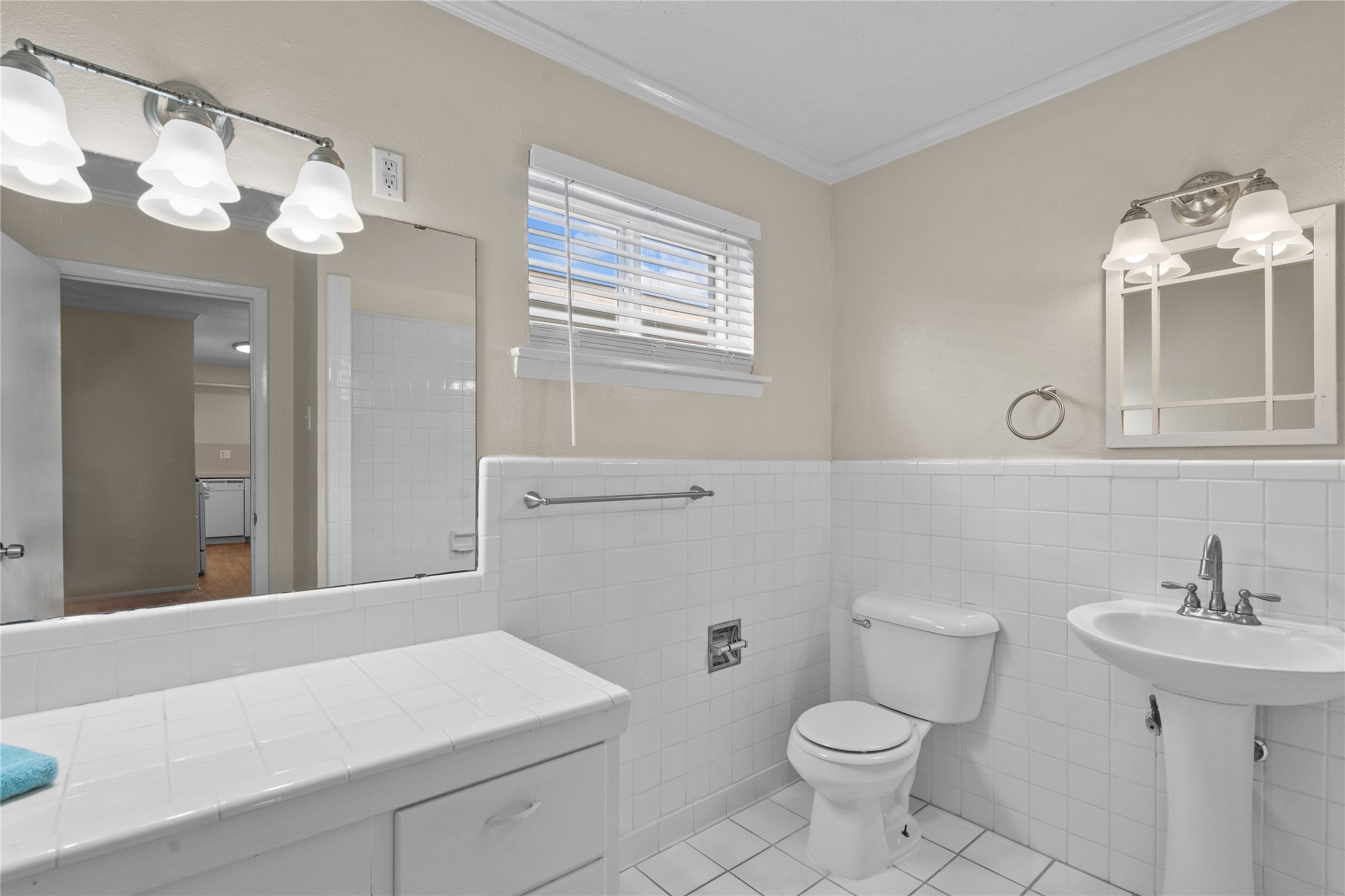 102 Strand Street 32 Property Photo 6